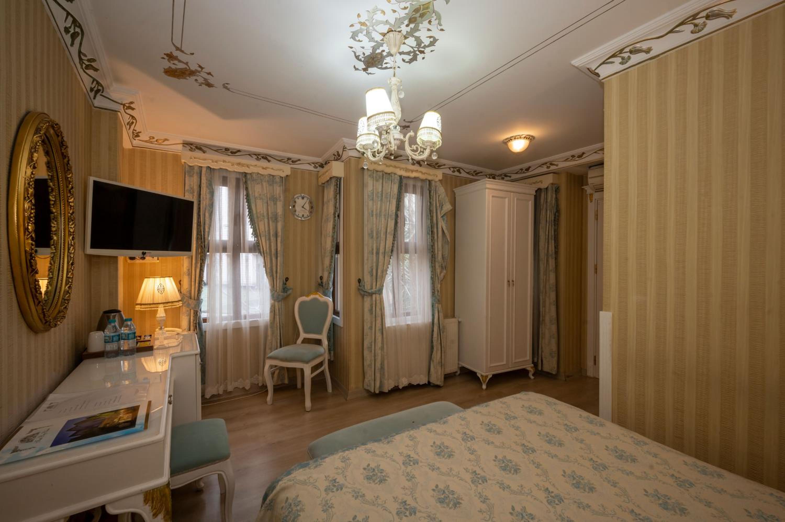 Economy Double Room photo 1