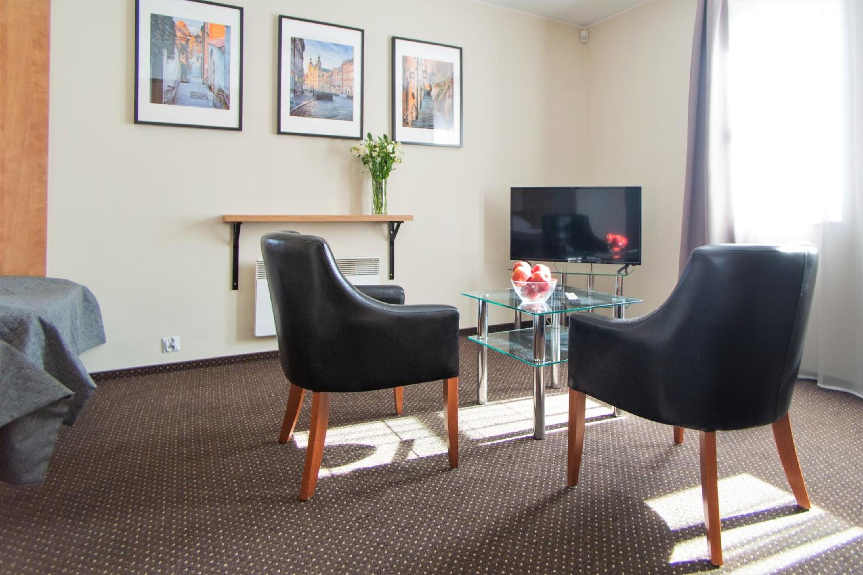 Apartment with Twin Beds - Photo 29