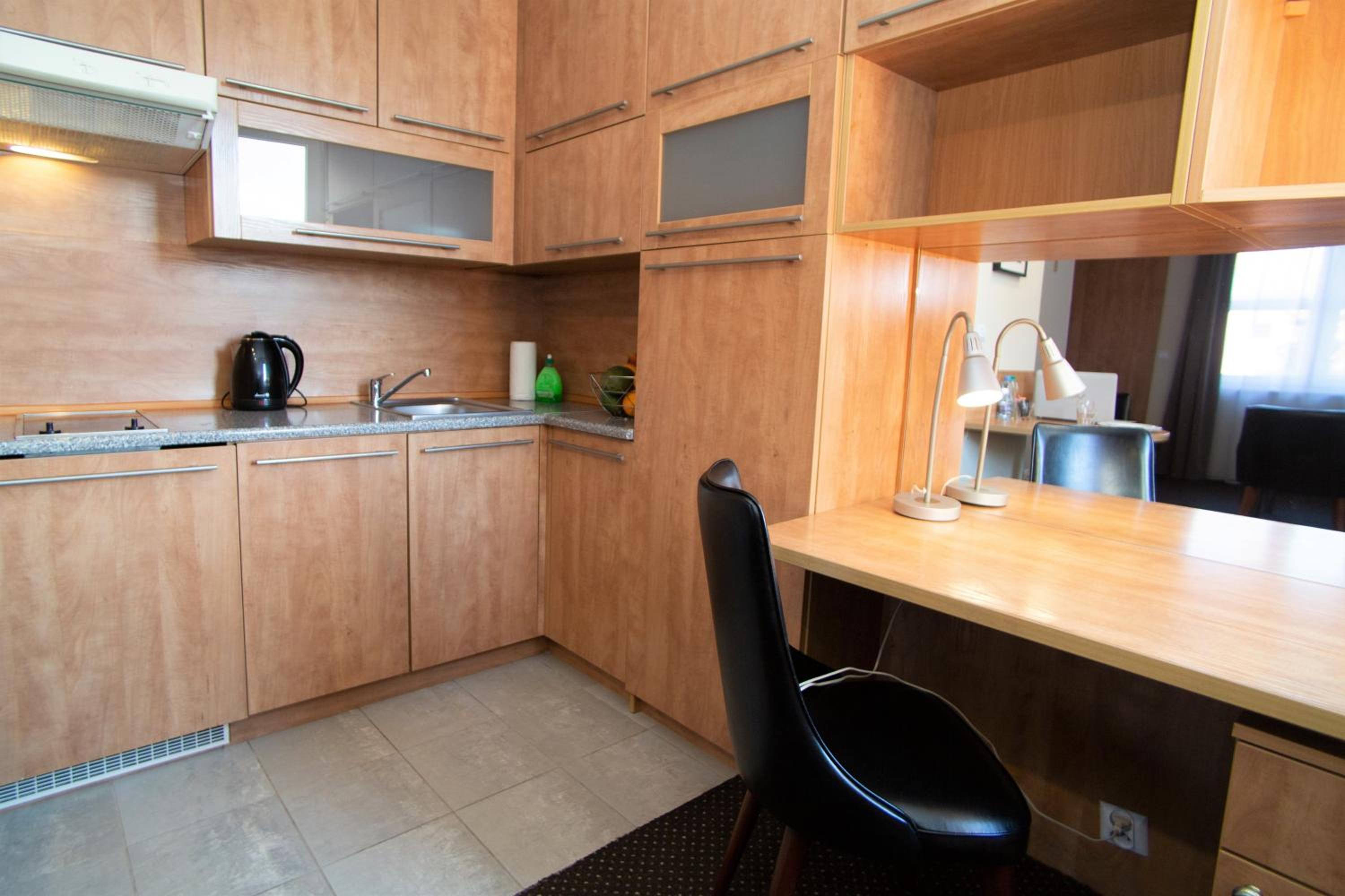 Apartment with Twin Beds - Photo 12