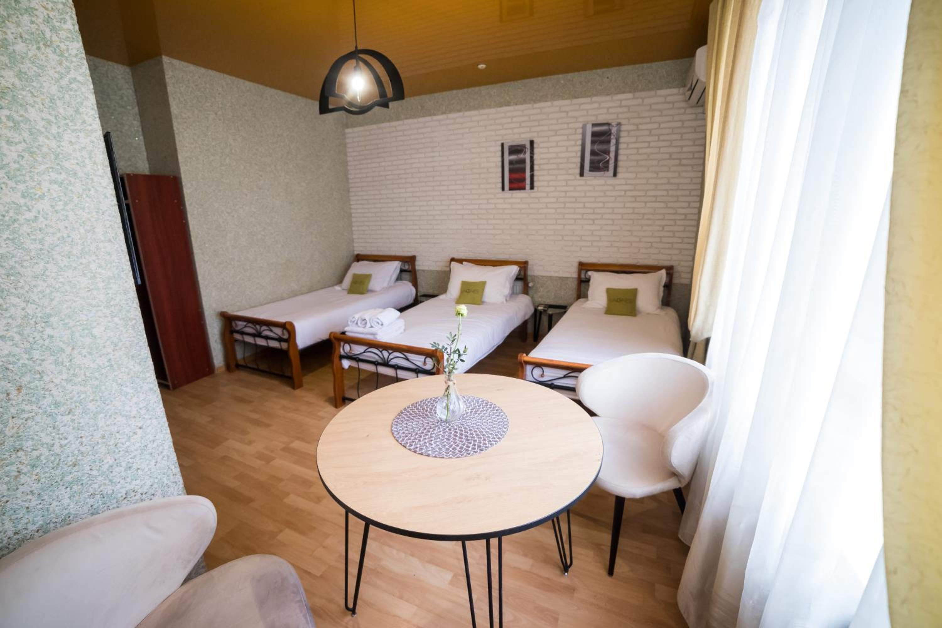 Standard Triple Room photo 2