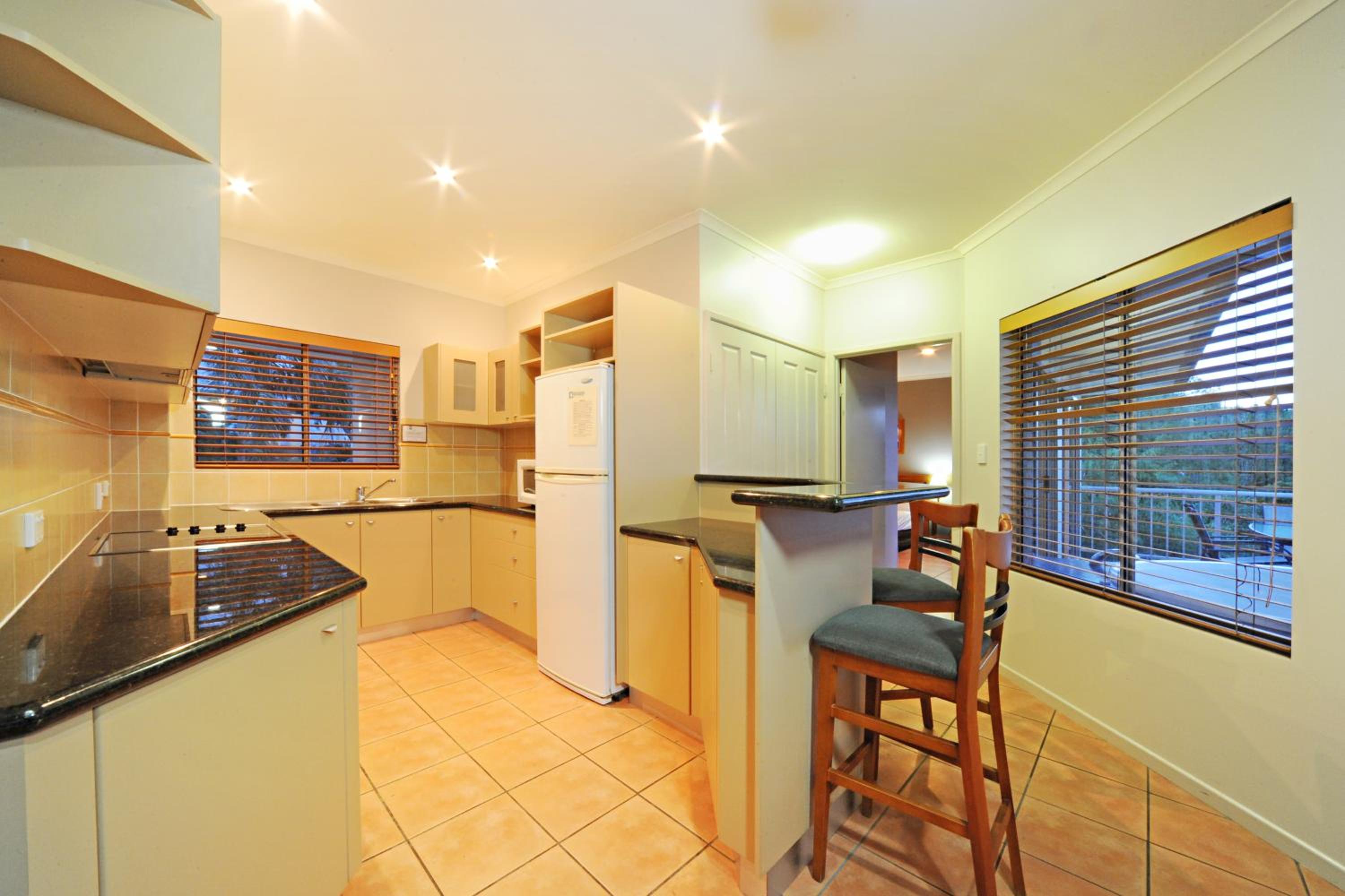 Two Bedroom Top Floor Spa Penthouse with Marina View photo 2