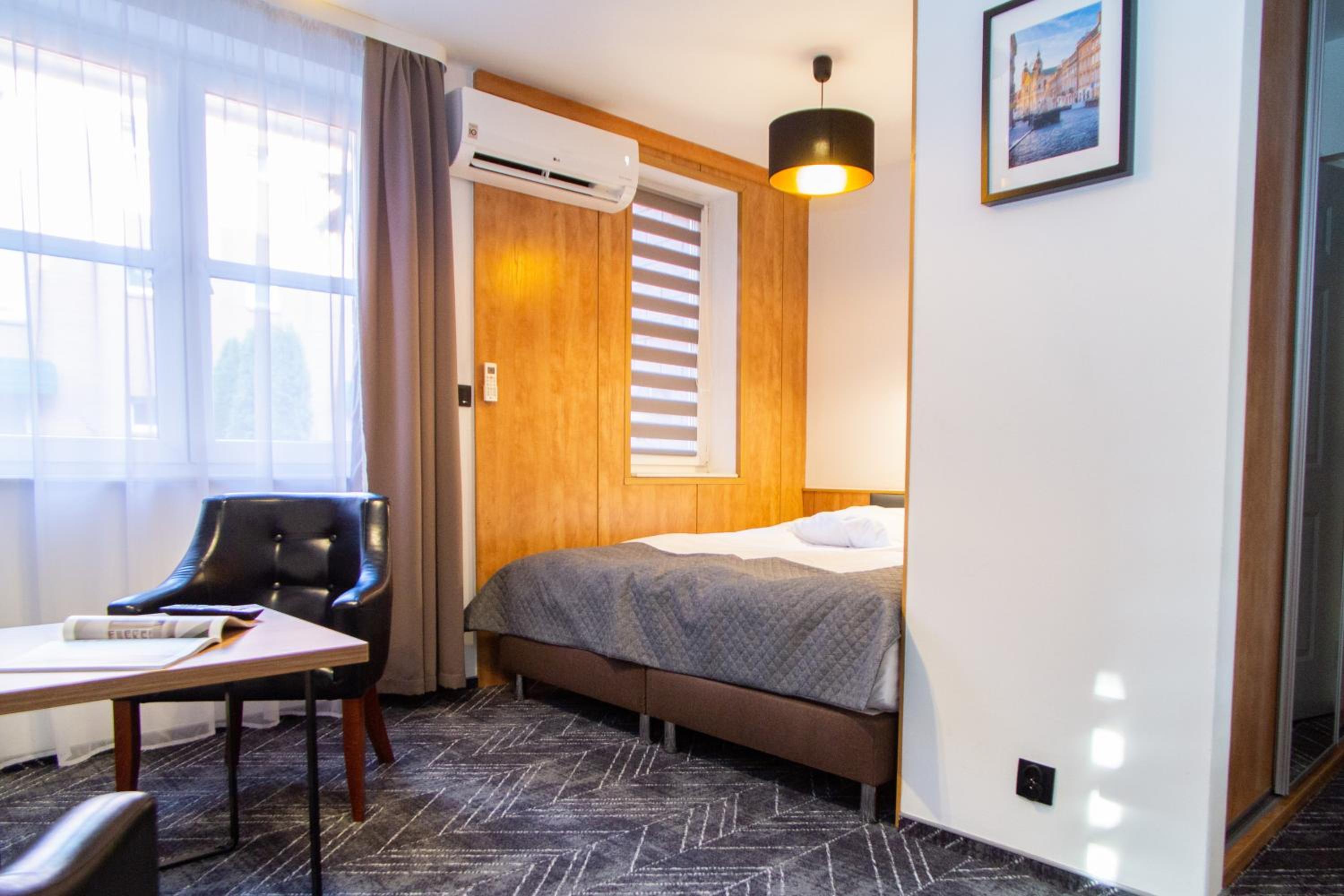 Superior Suite - Photo 5