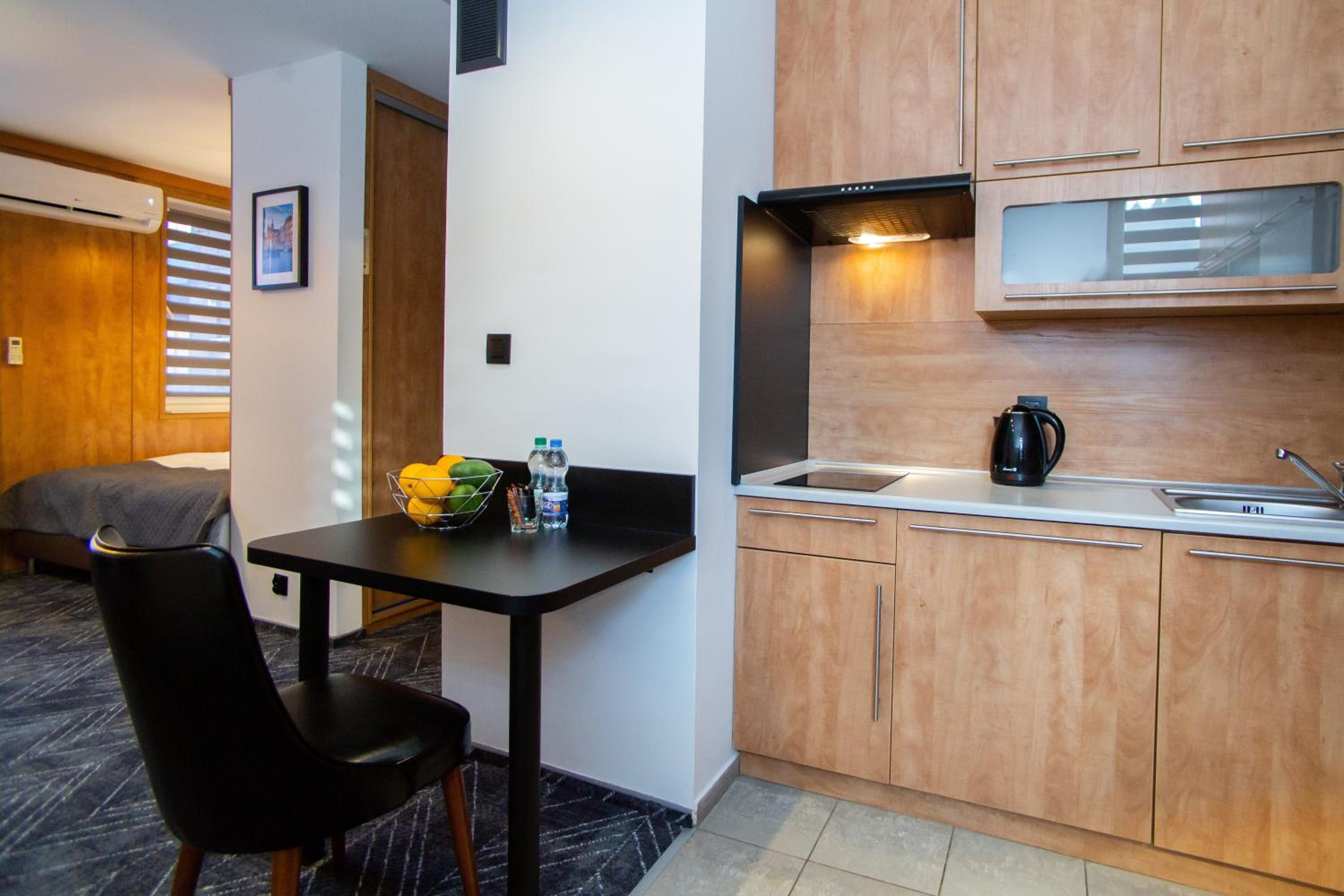 Superior Suite - Photo 16