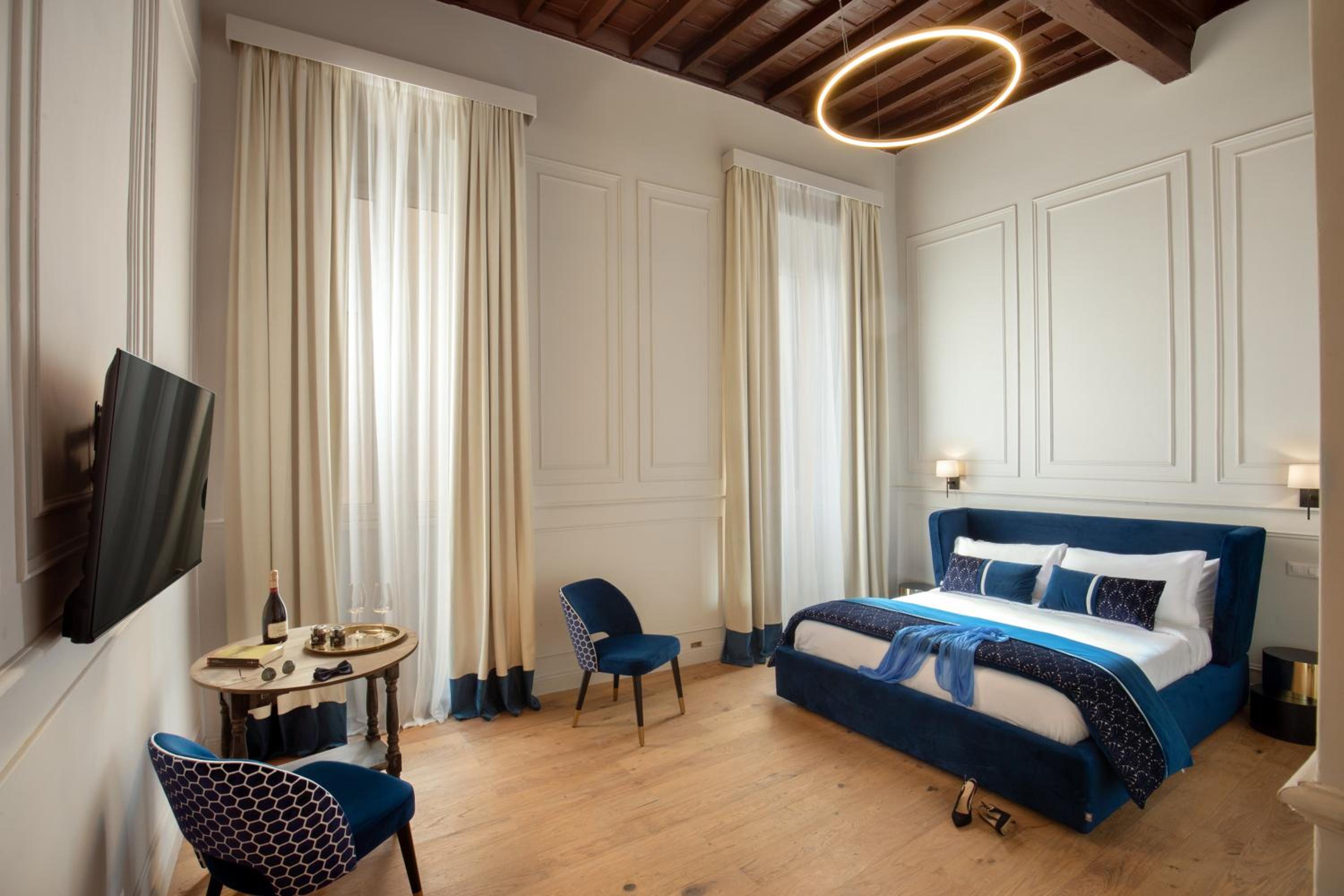 Deluxe Double Room photo 2