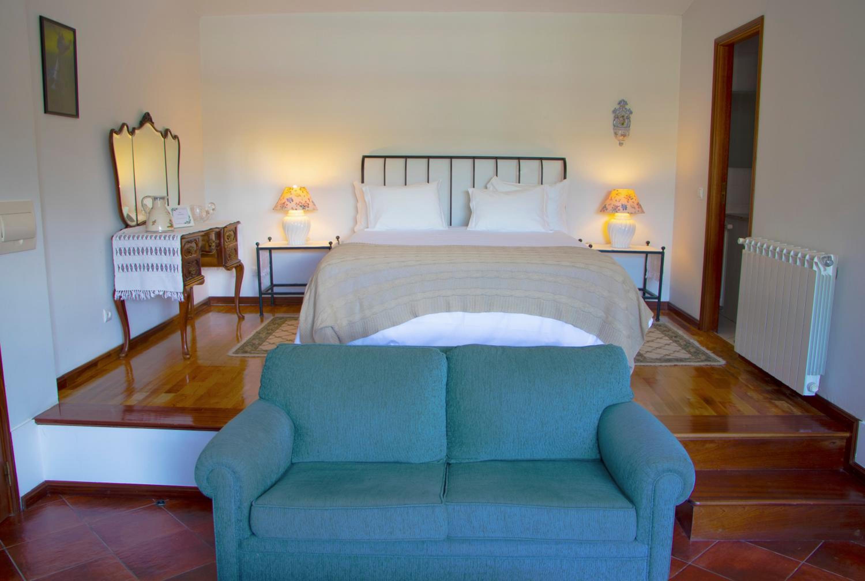 Suite - Photo 5