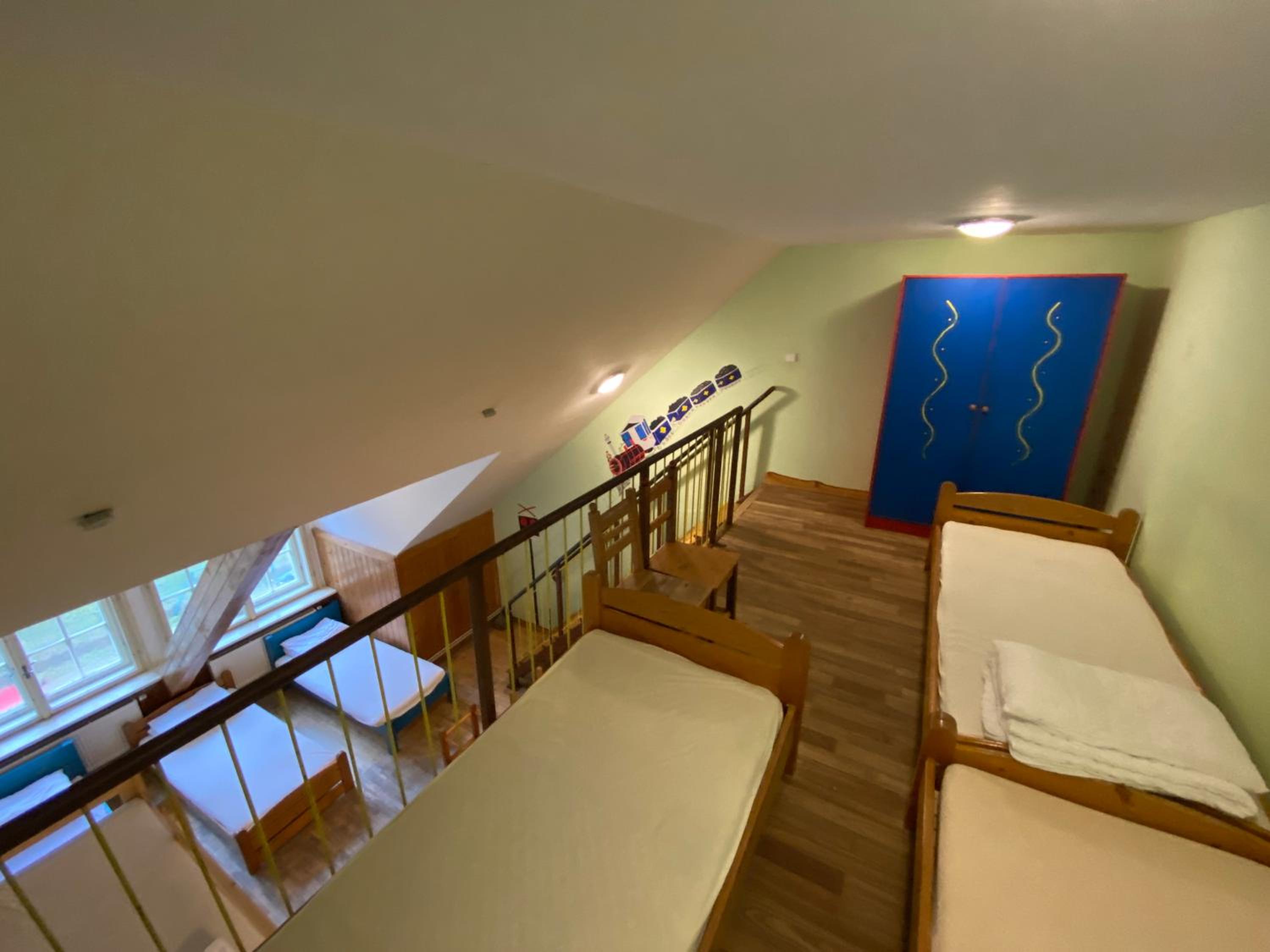 Family Room photo 3