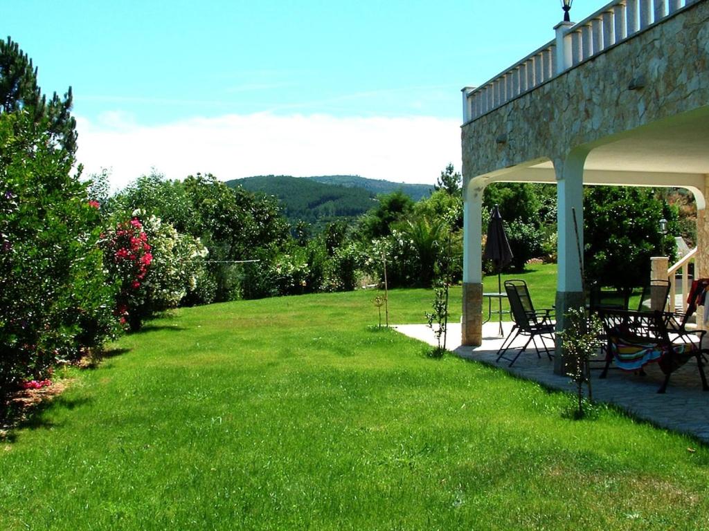 Three-Bedroom Villa photo 2