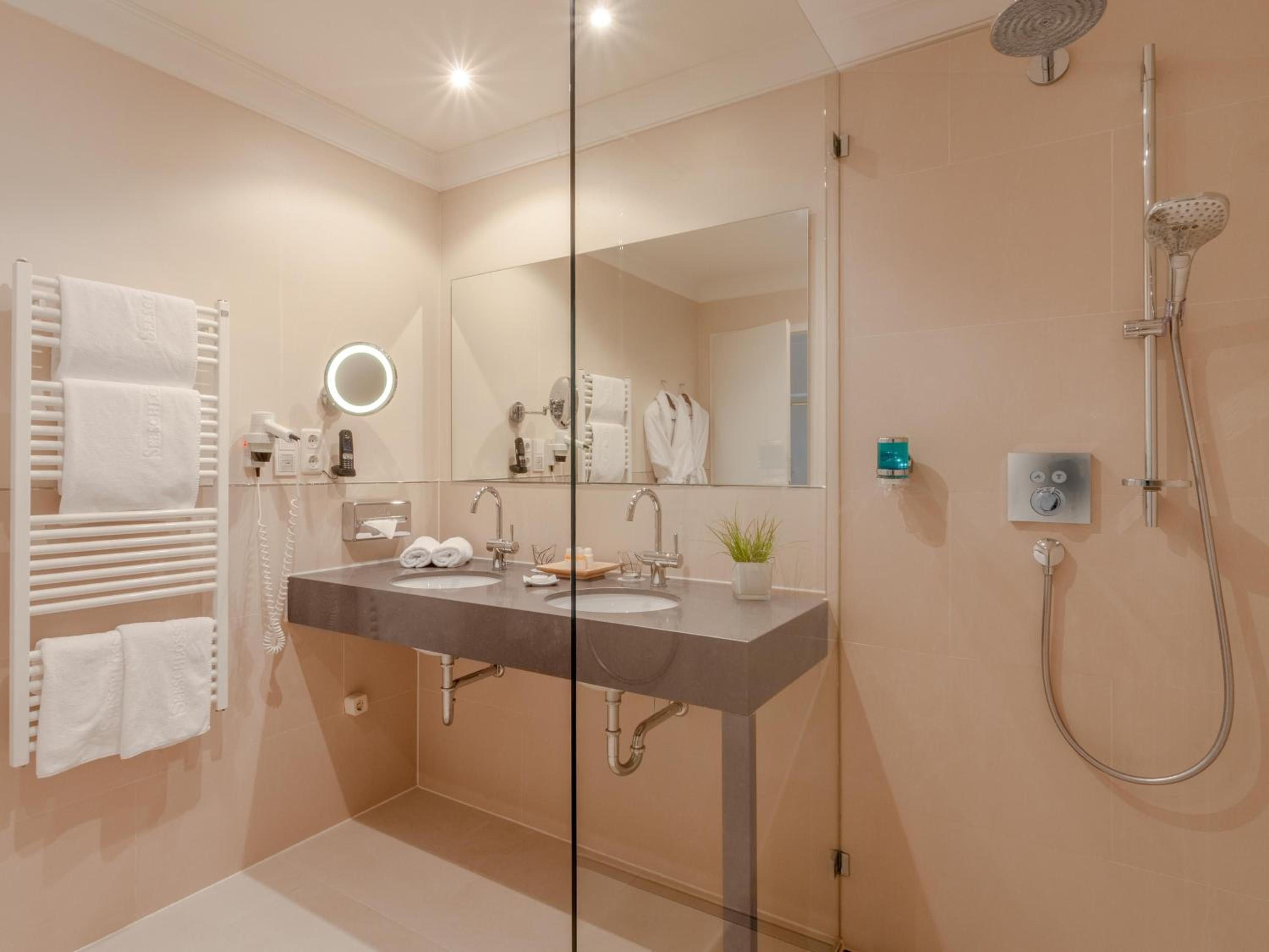 Deluxe Double Room with Sea View - Top Floor (Pets not allowed) - Photo 6
