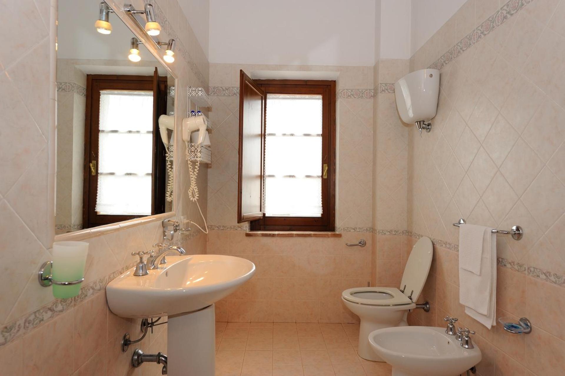 Two-Bedroom Apartment - Photo 10