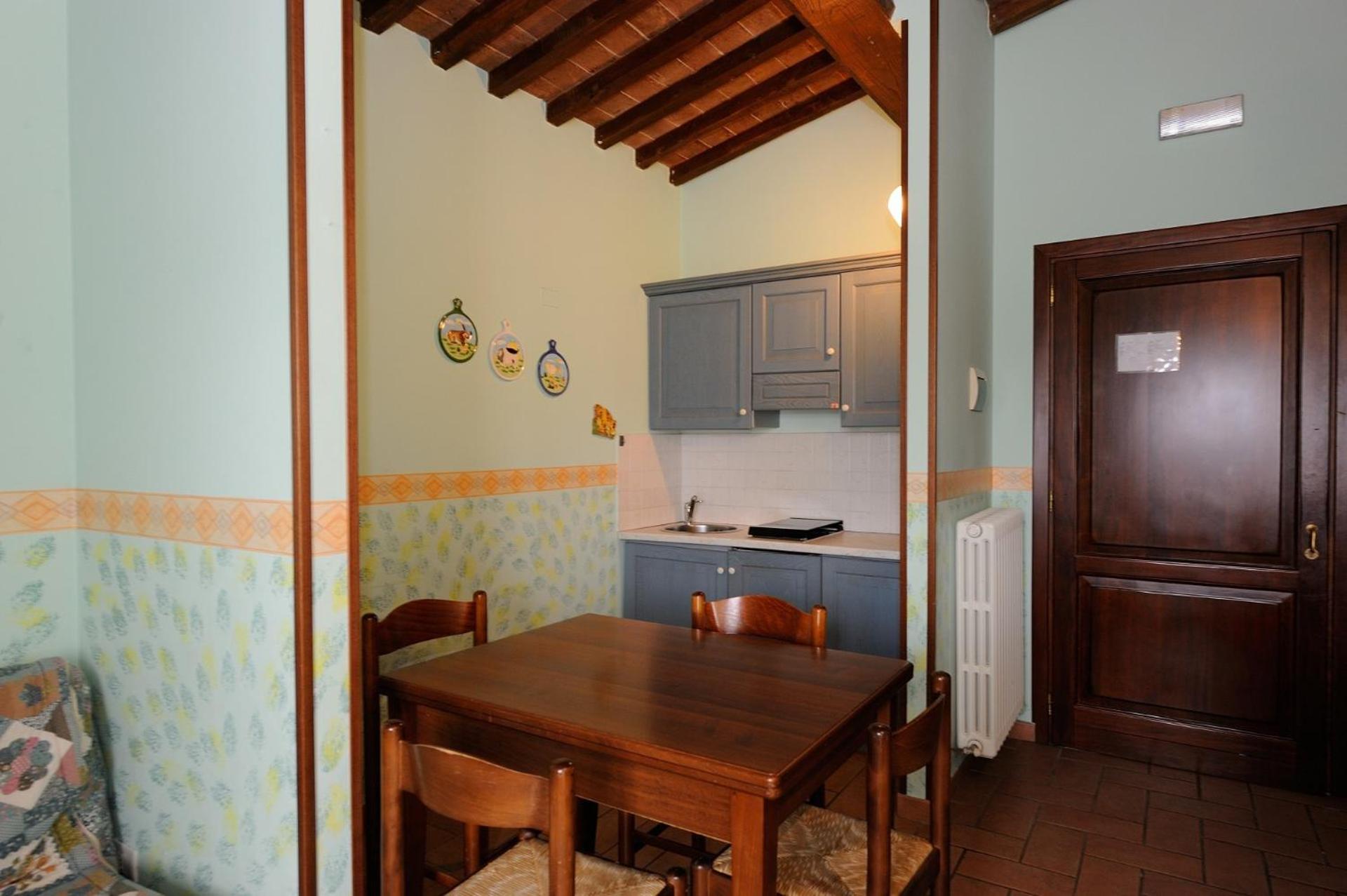 Two-Bedroom Apartment - Photo 9