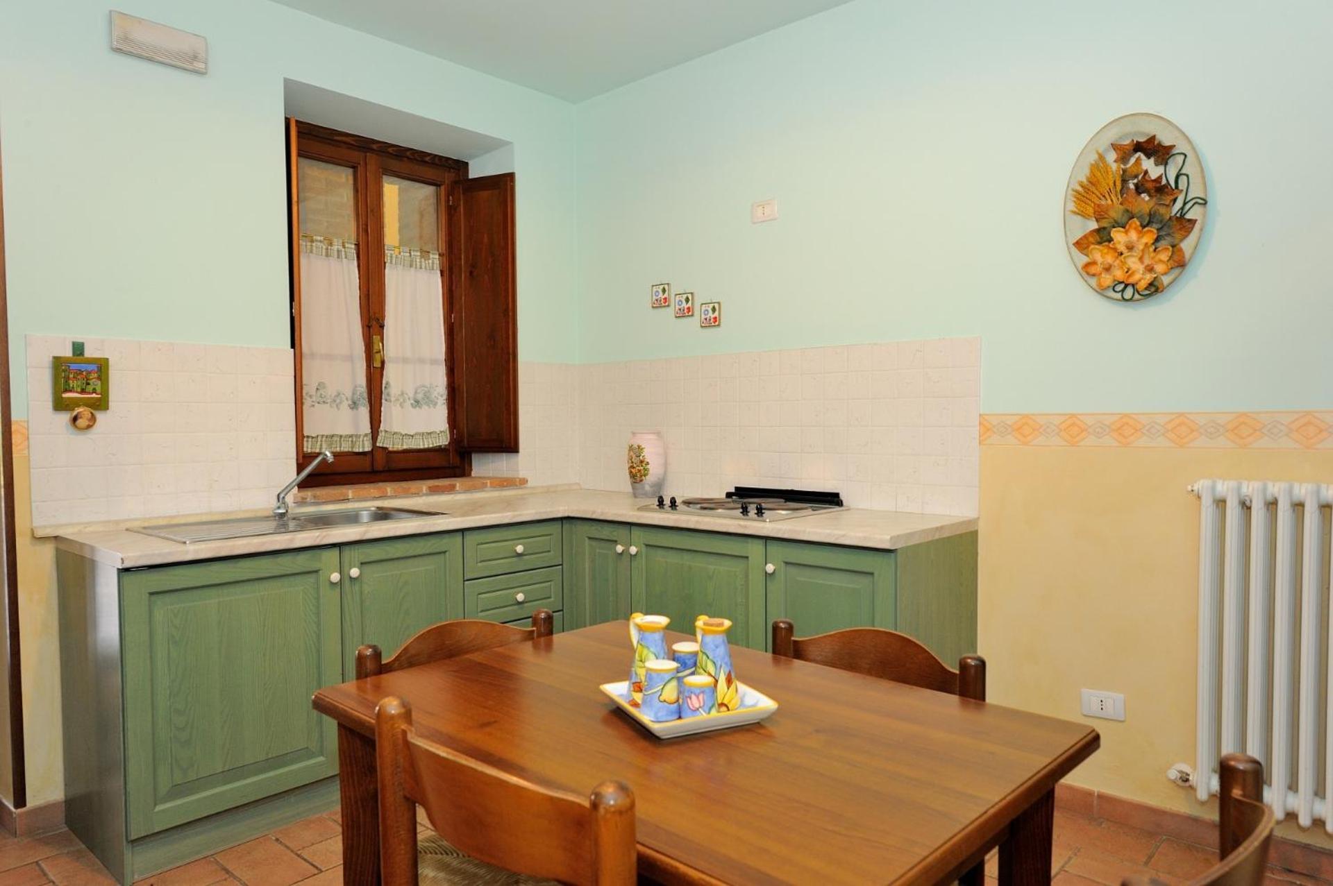 Two-Bedroom Apartment - Photo 2
