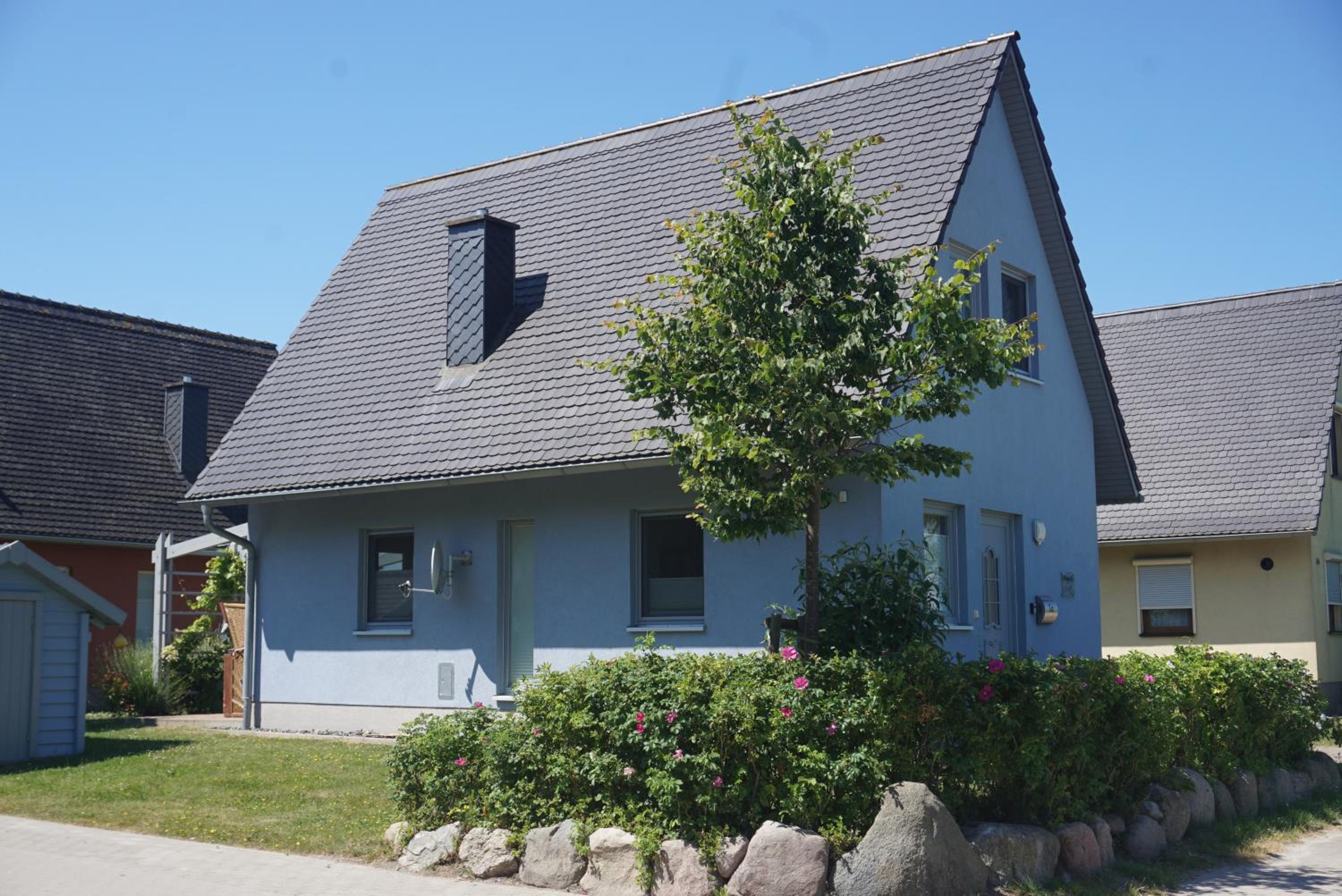 Two-Bedroom House photo 2