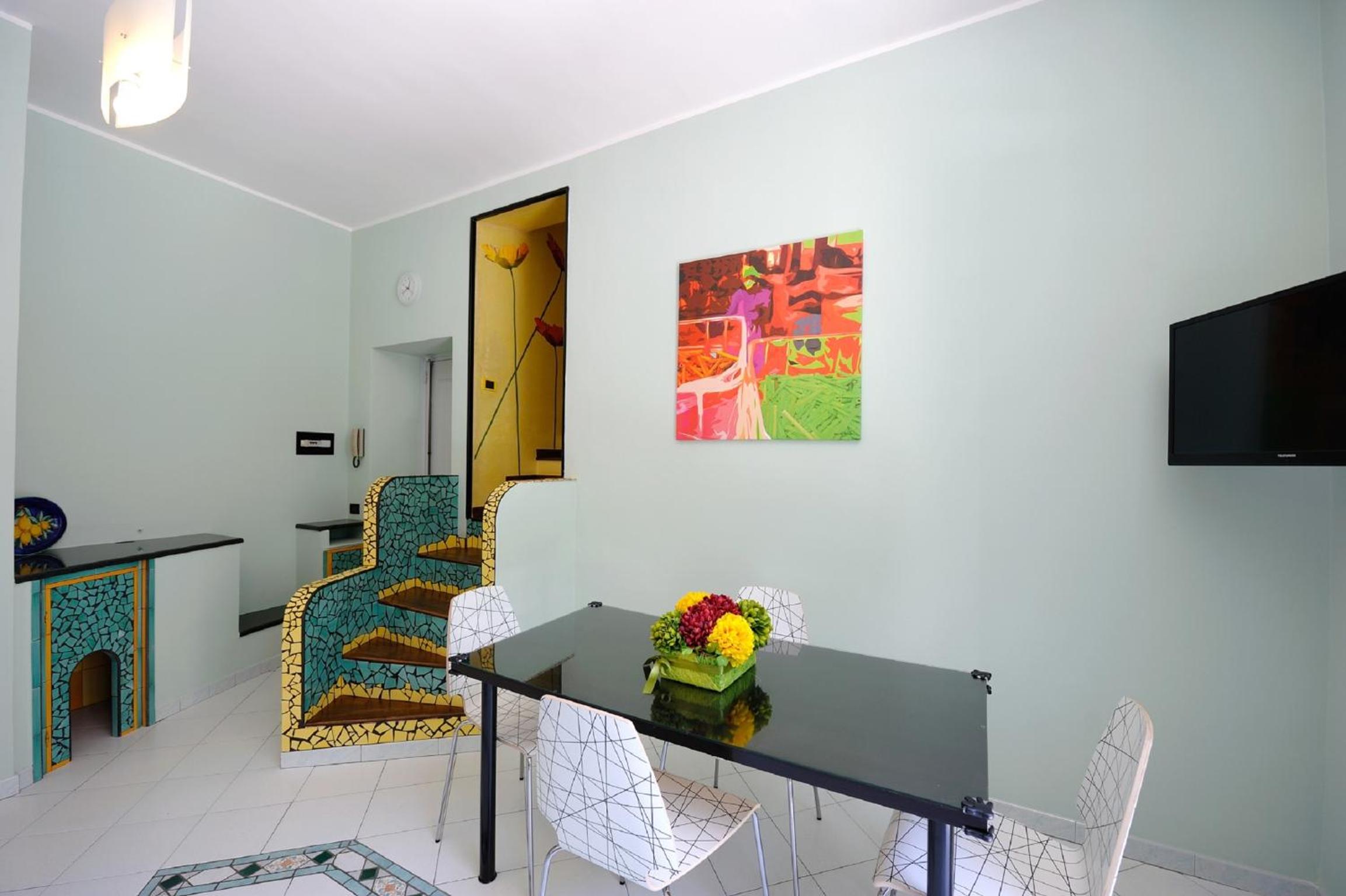 Two-Bedroom Apartment with Sea View - Split Level