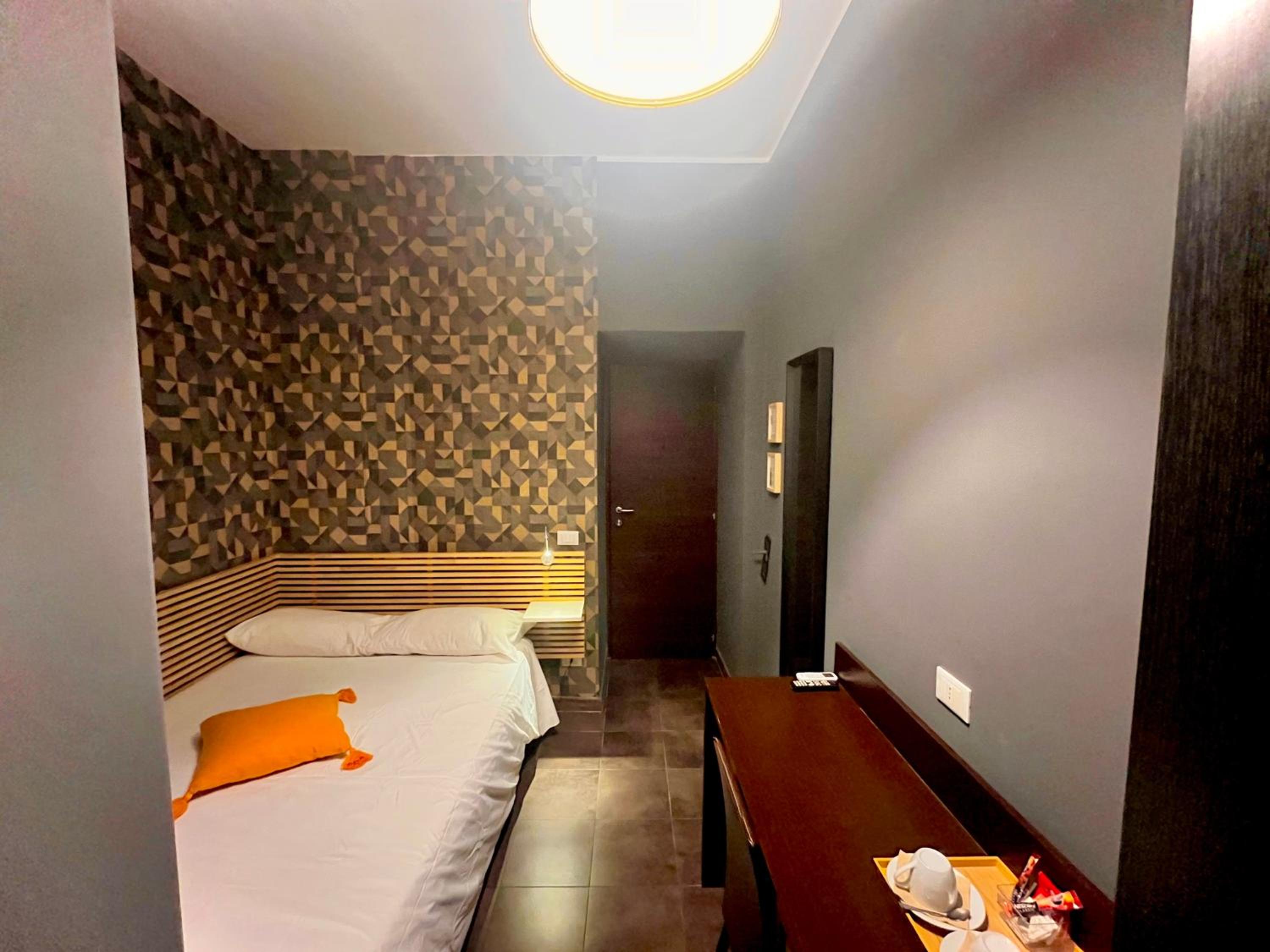 Economy Double Room photo 1