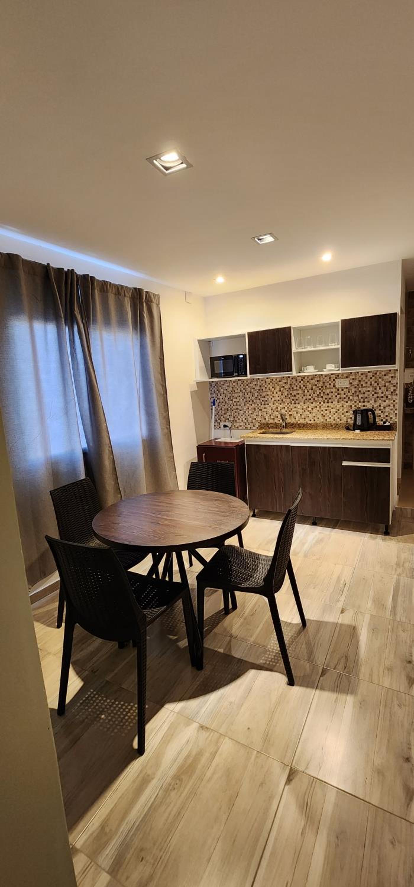 Apartment photo 2