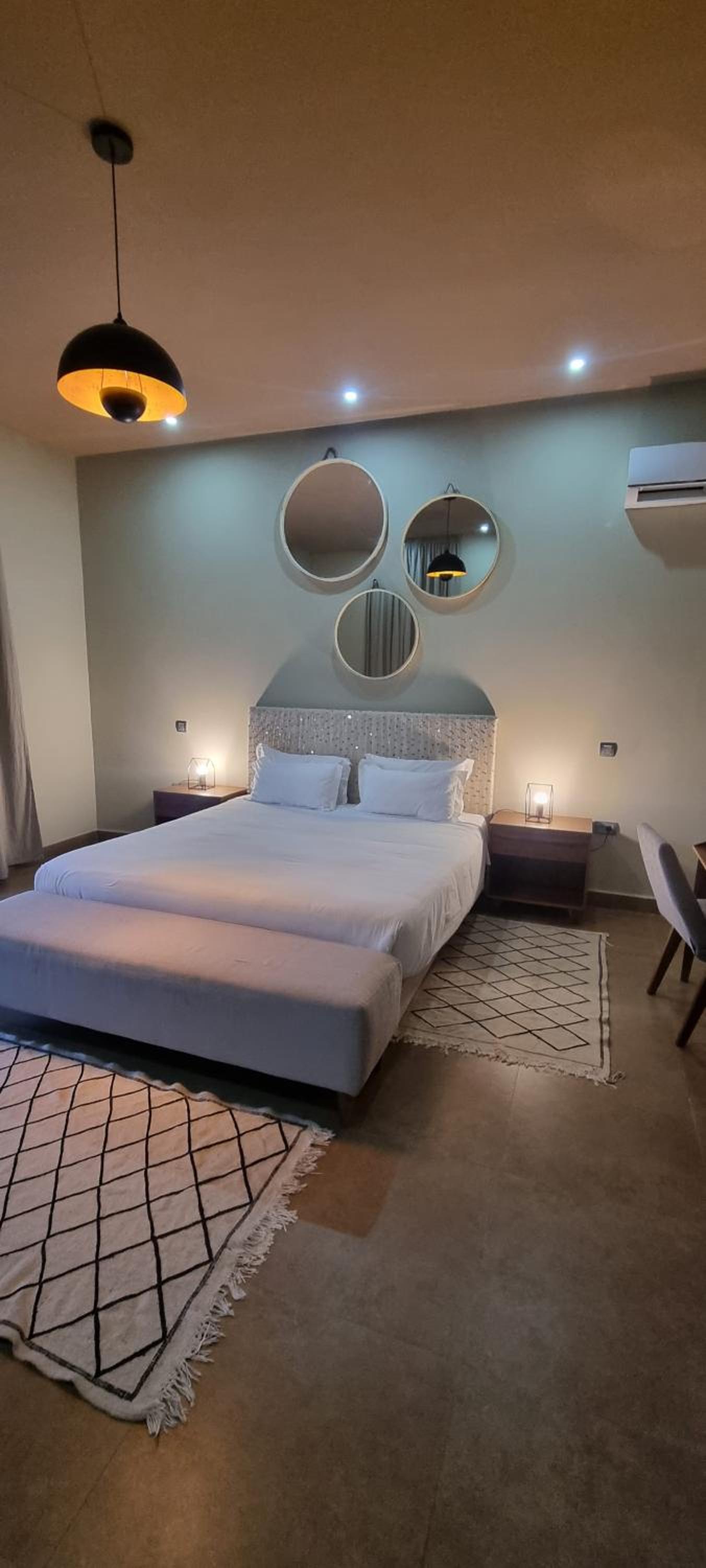Standard Double Room - Photo 4