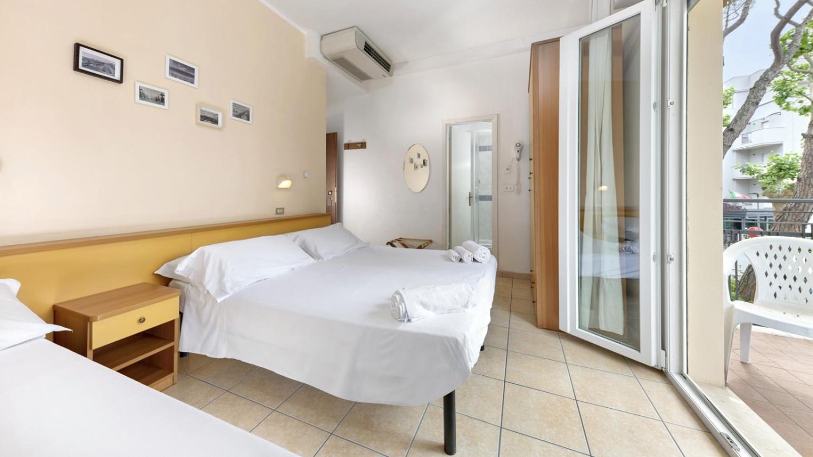 Classic Triple Room - Photo 1
