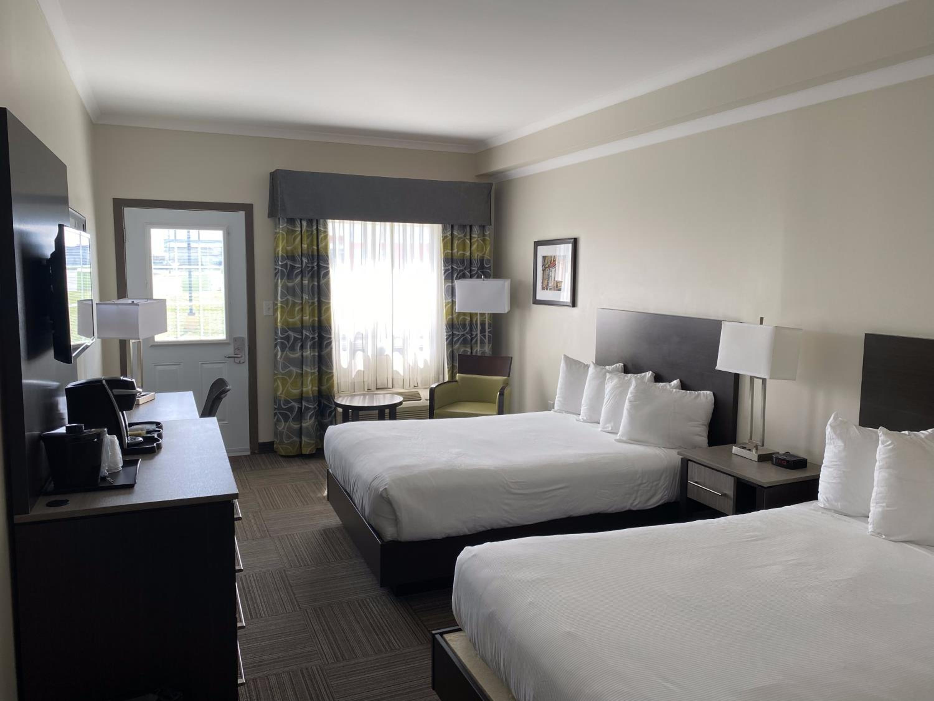 Double Room with Two Double Beds with Bath Tub
