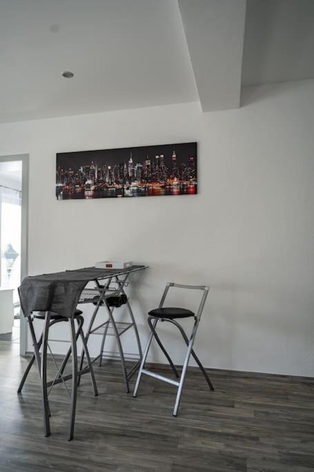 One-Bedroom Apartment photo 3