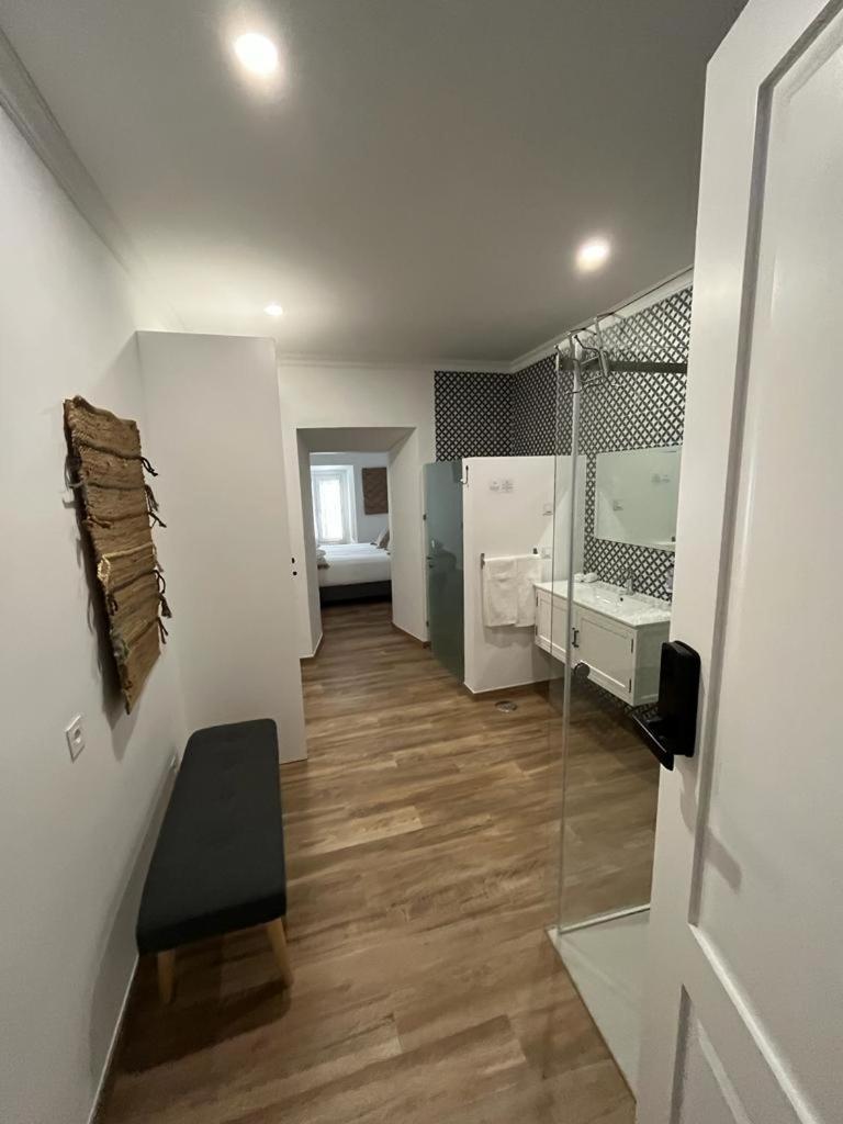 Suite - Photo 7