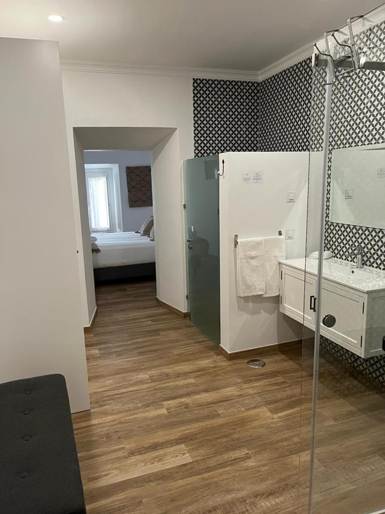 Suite - Photo 8