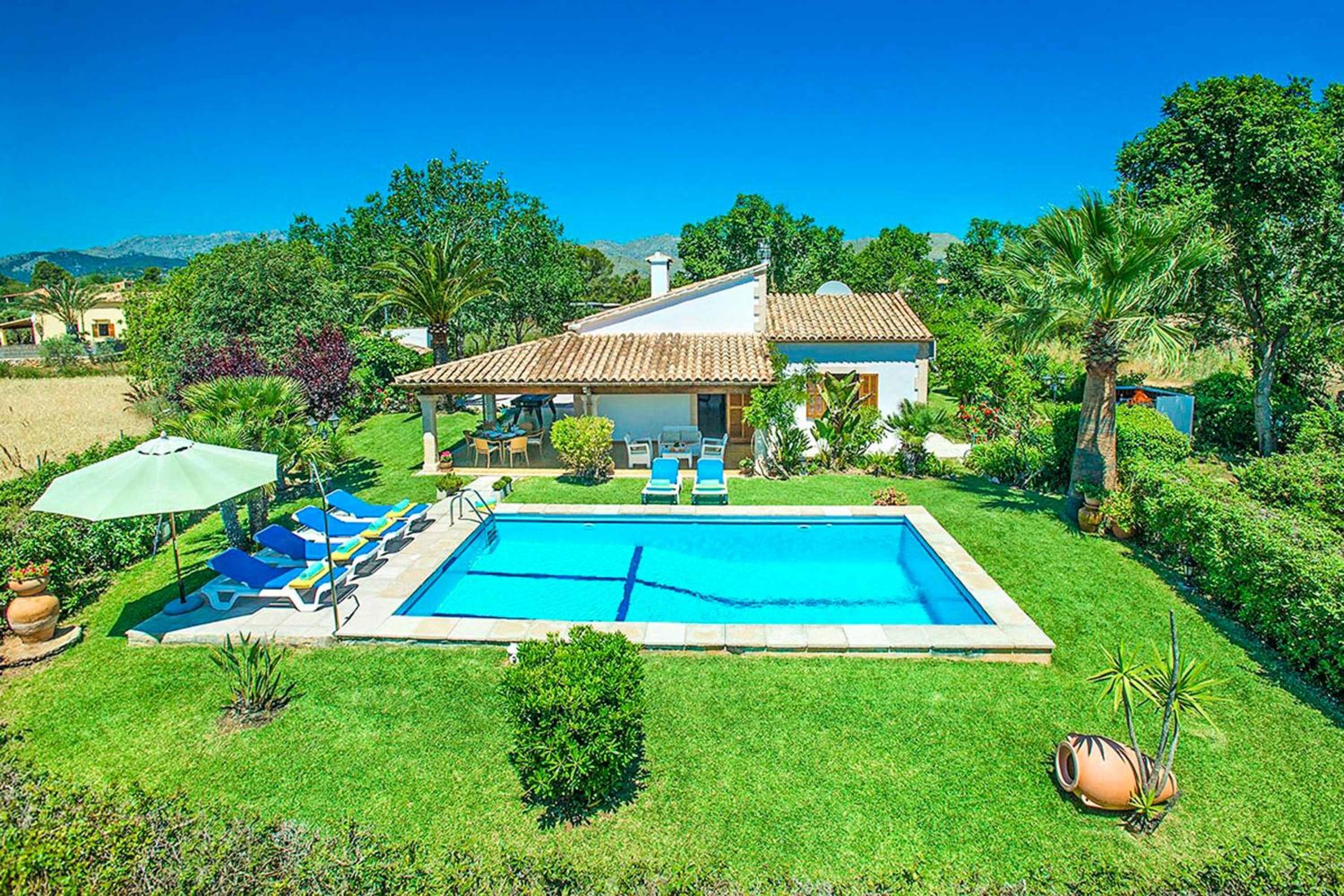Villa de Tres Habitaciones
