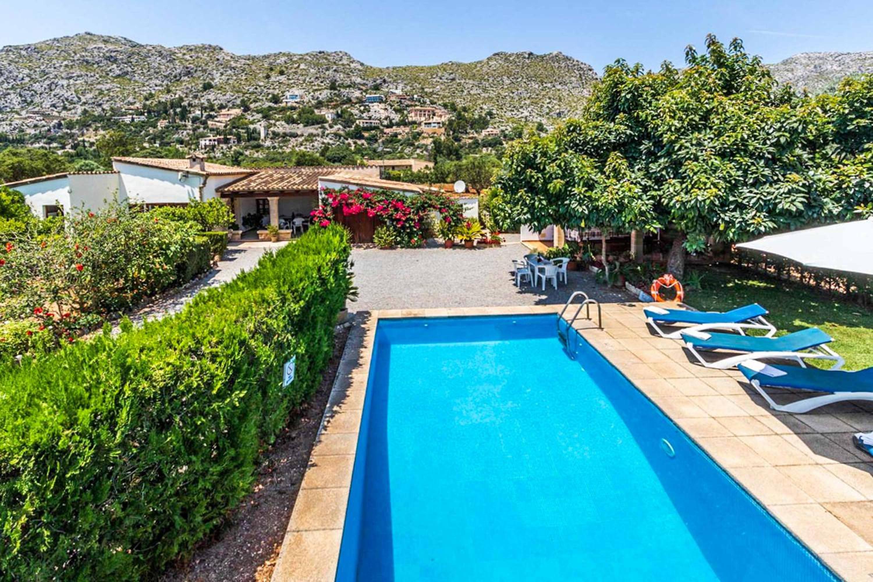 Villa de Cuatro Habitaciones