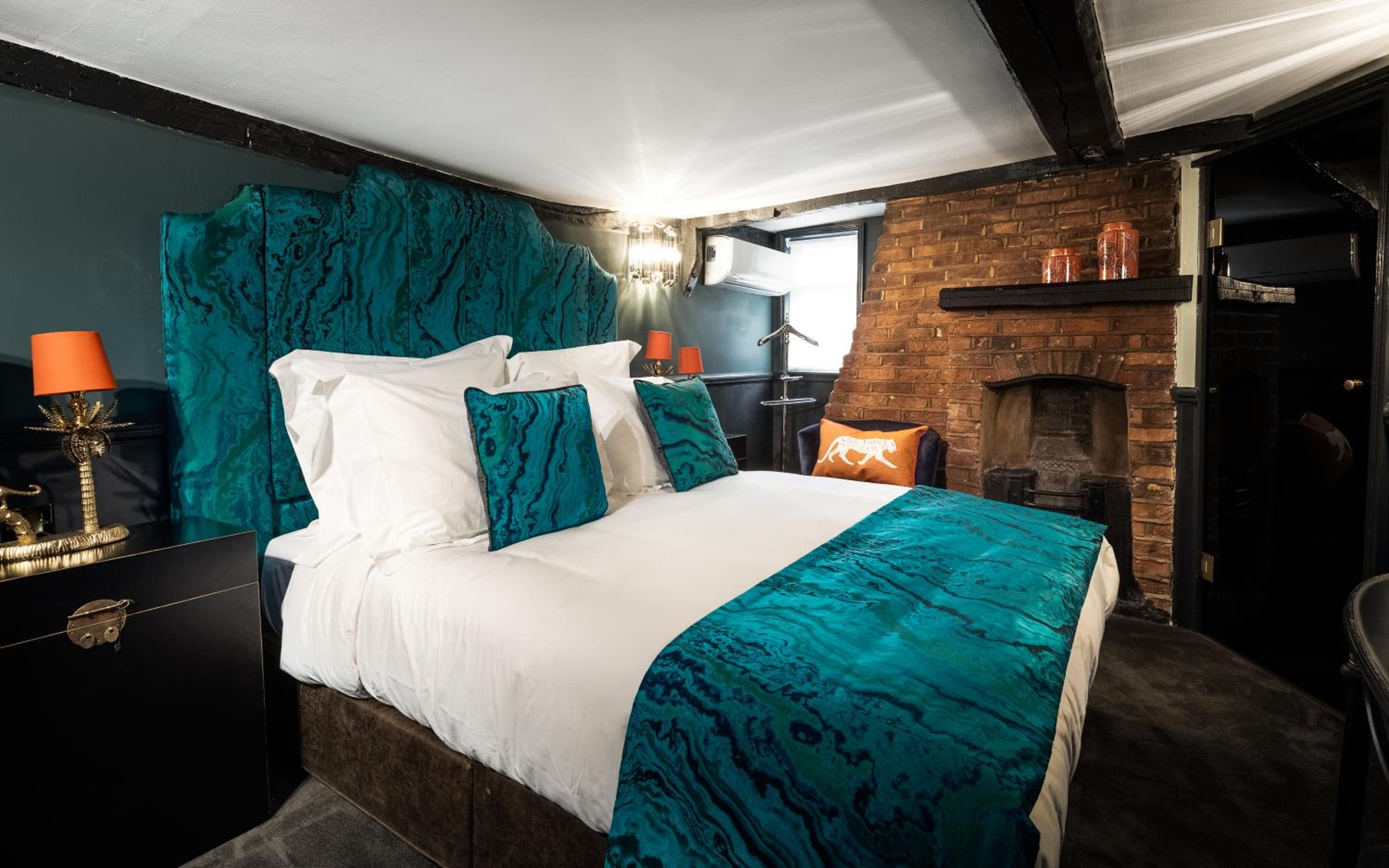 Double Room - Photo 2