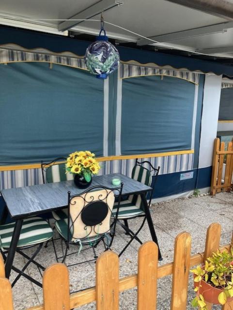 Mobile Home - Photo 17