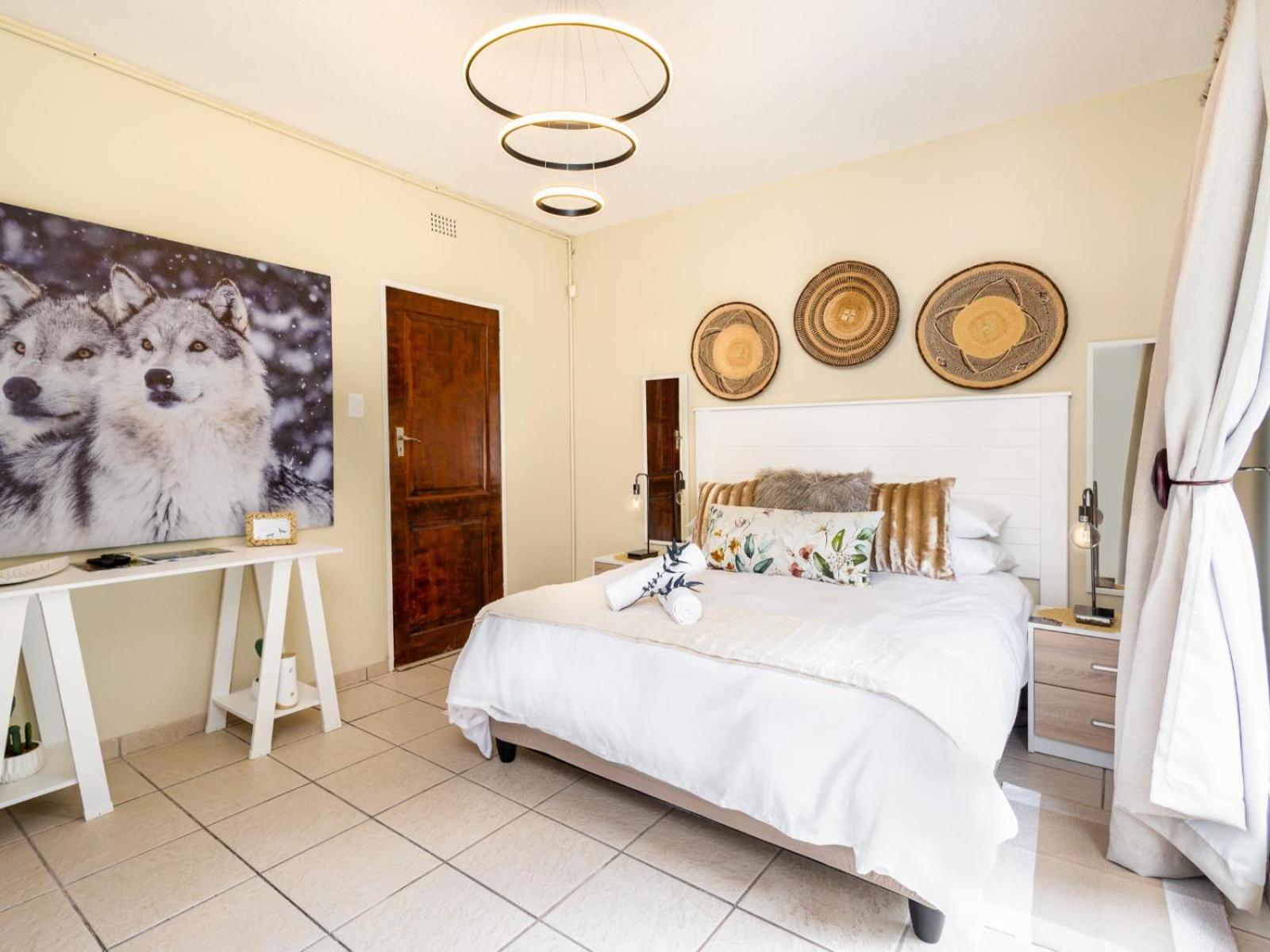 Standard Queen Room photo 1