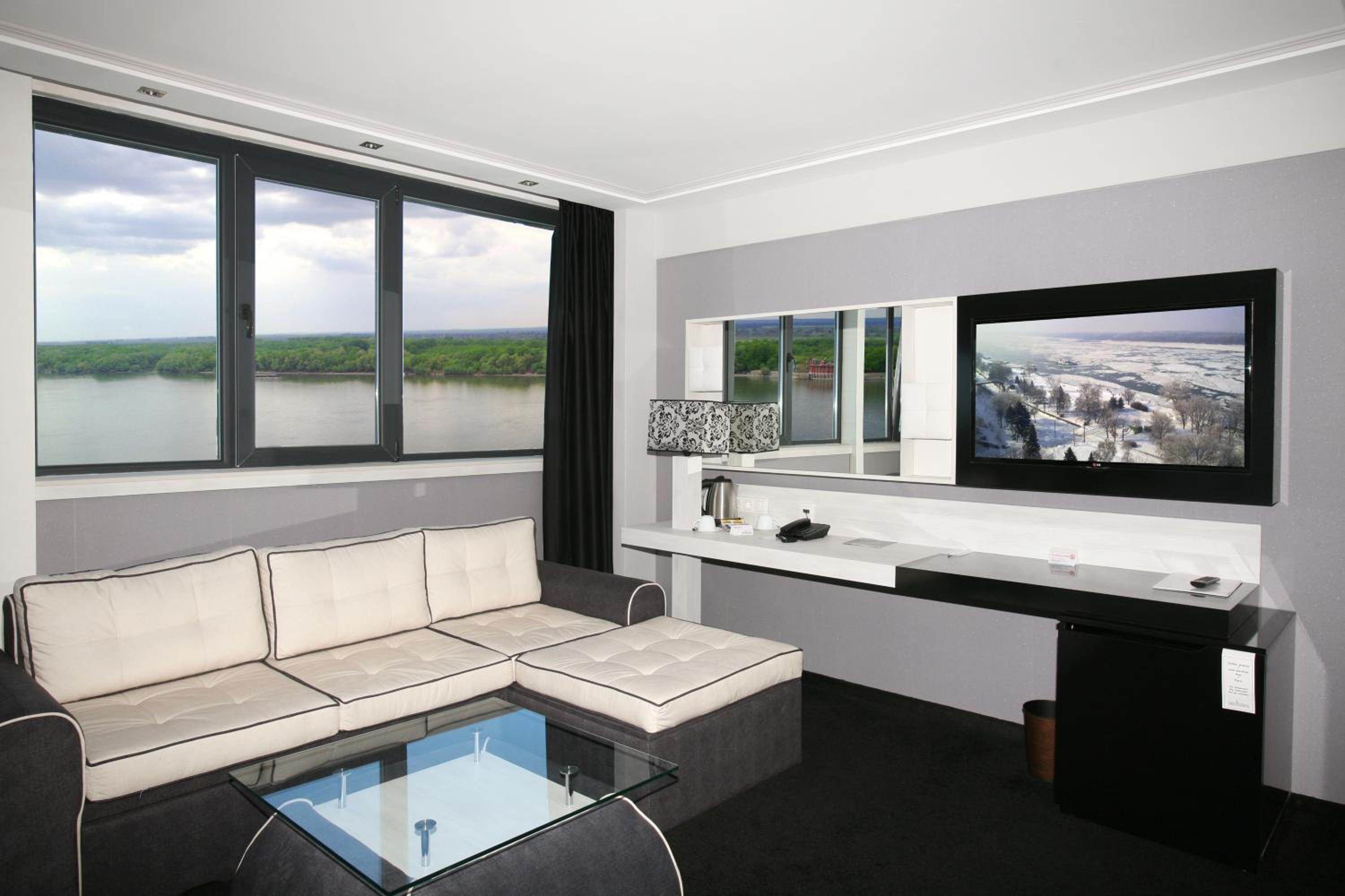 Executive Junior Suite with River View and Free Parking photo 2
