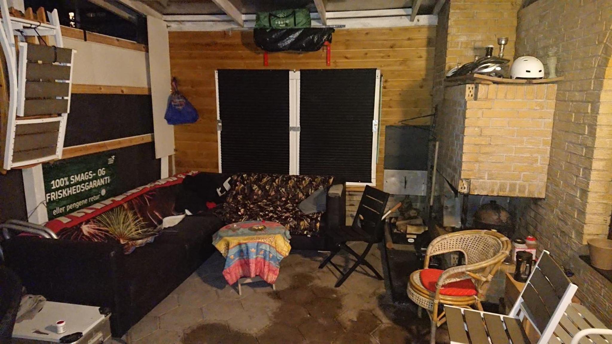 Economy Triple Room - Photo 8
