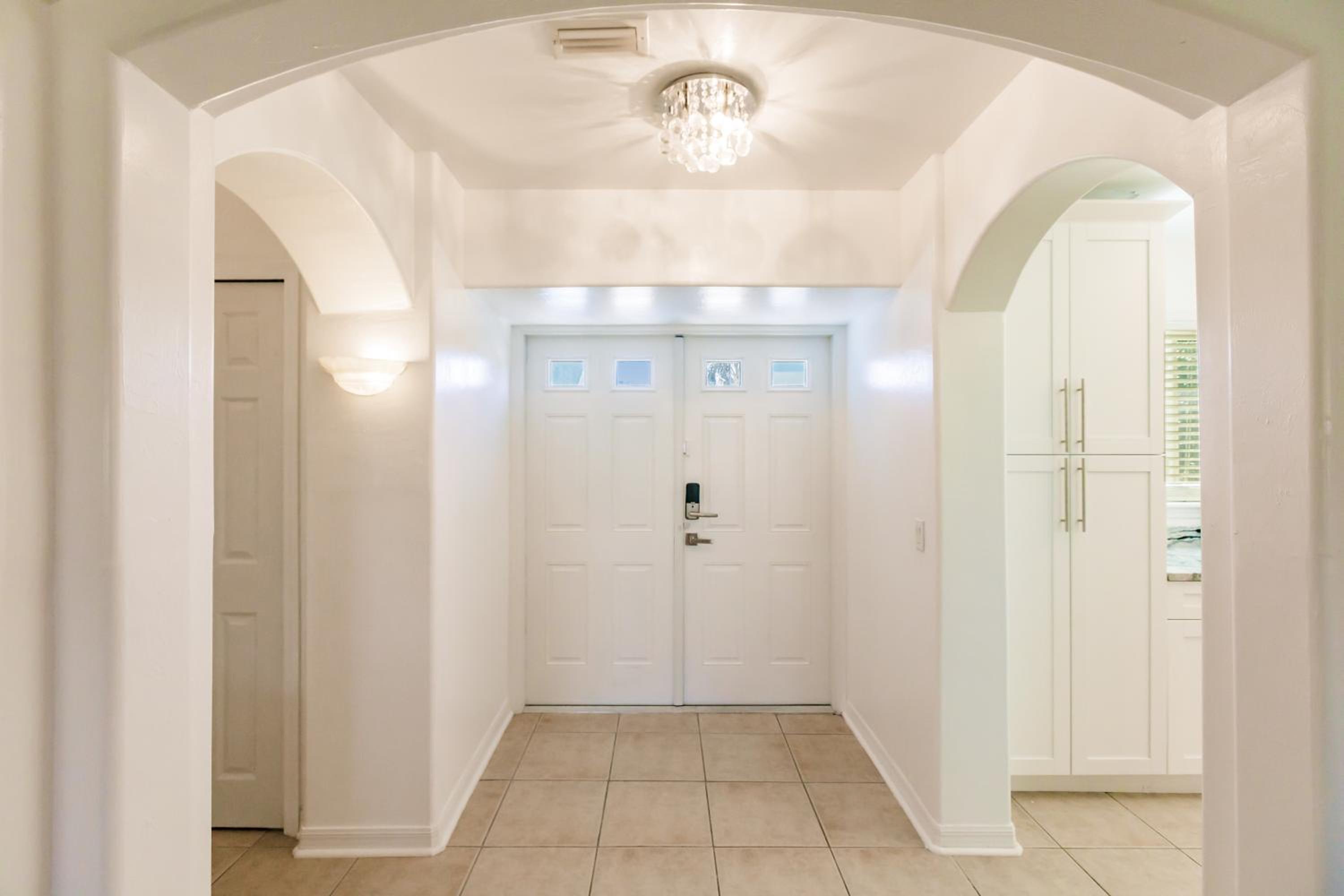 Four-Bedroom House photo 1