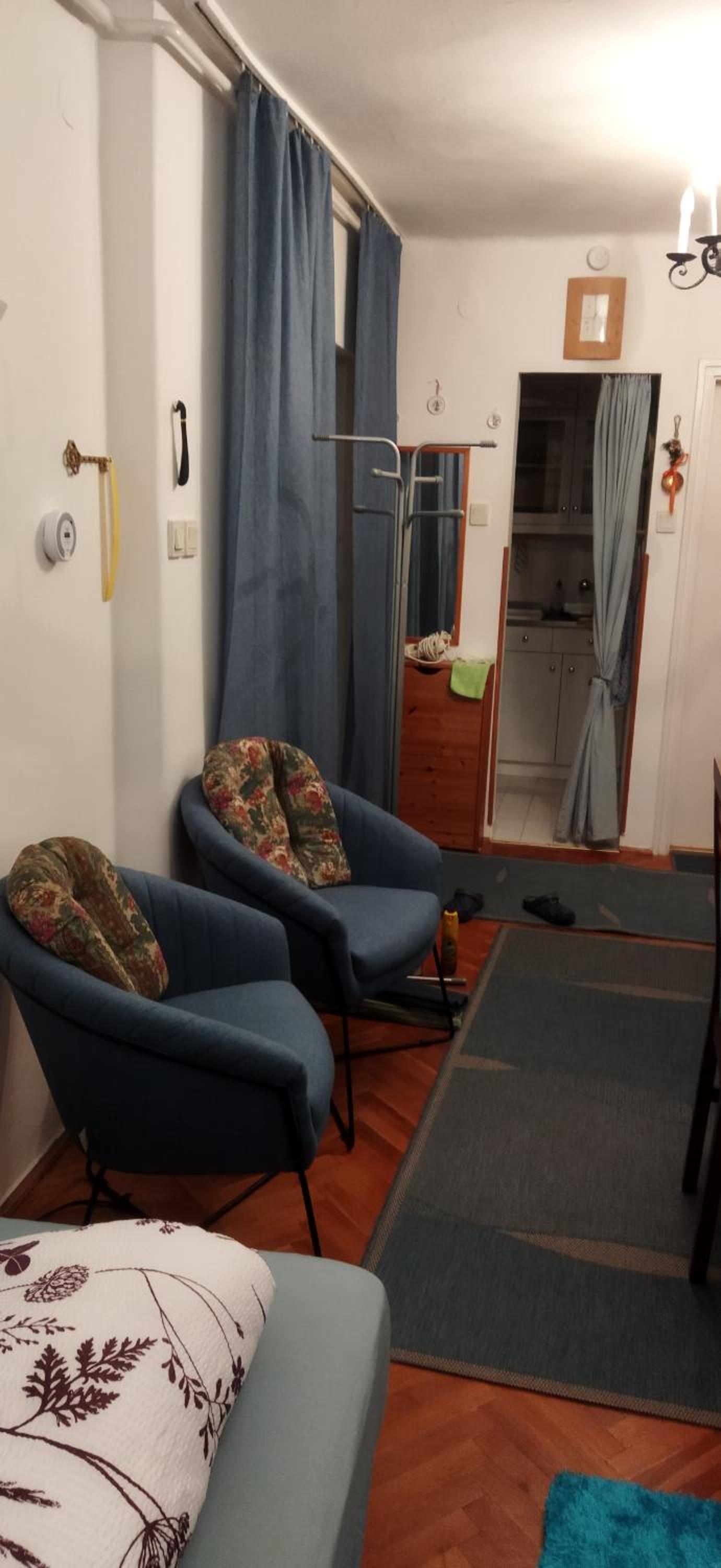 Economy Twin Room