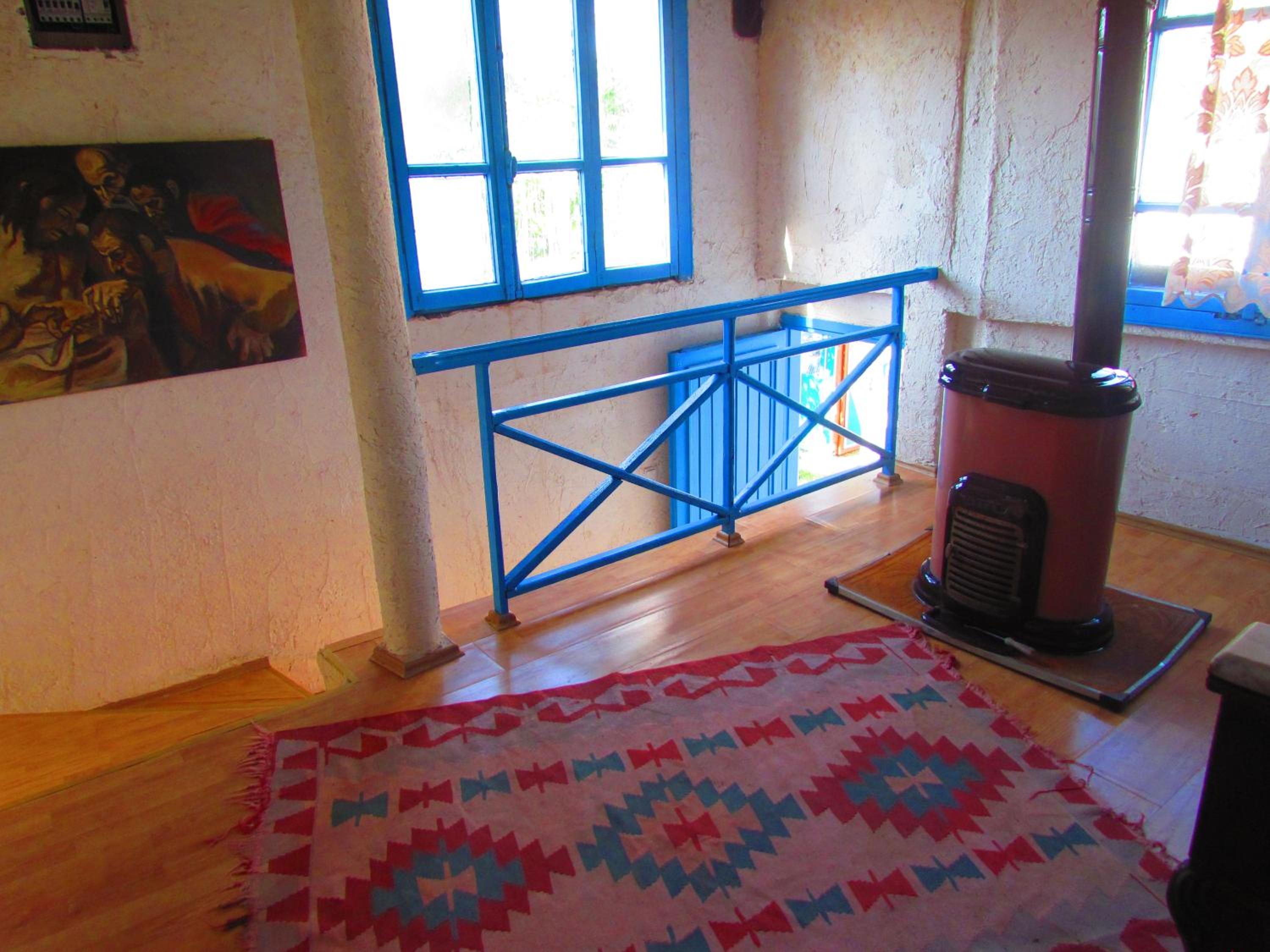 Family Room - Photo 3