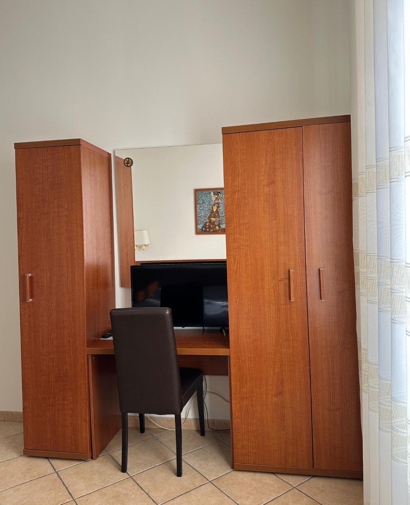 King Room with Garden View photo 3