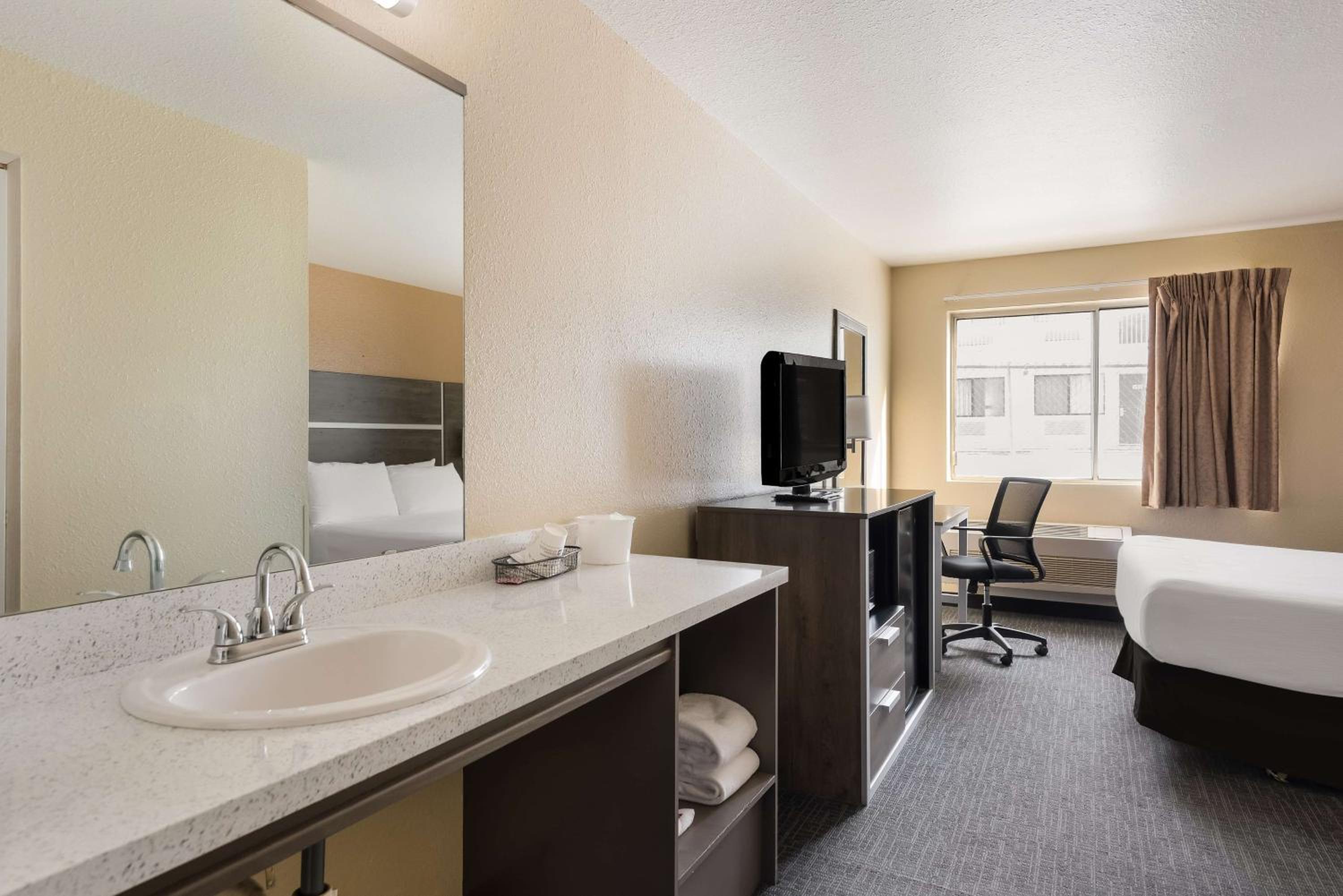 SureStay Hotel by Best Western Wells, Zdjęcie 3
