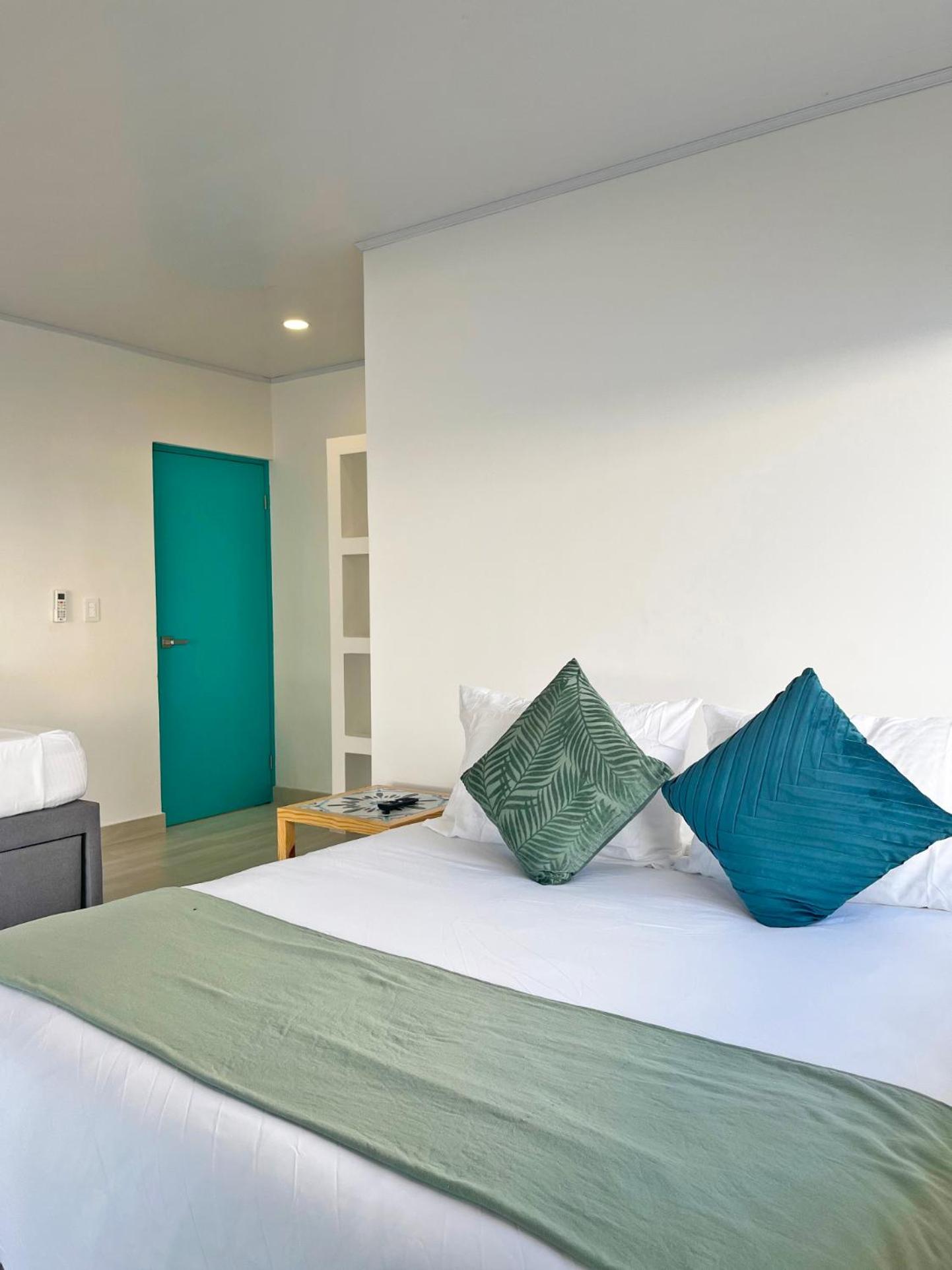 Deluxe Quadruple Room photo 2