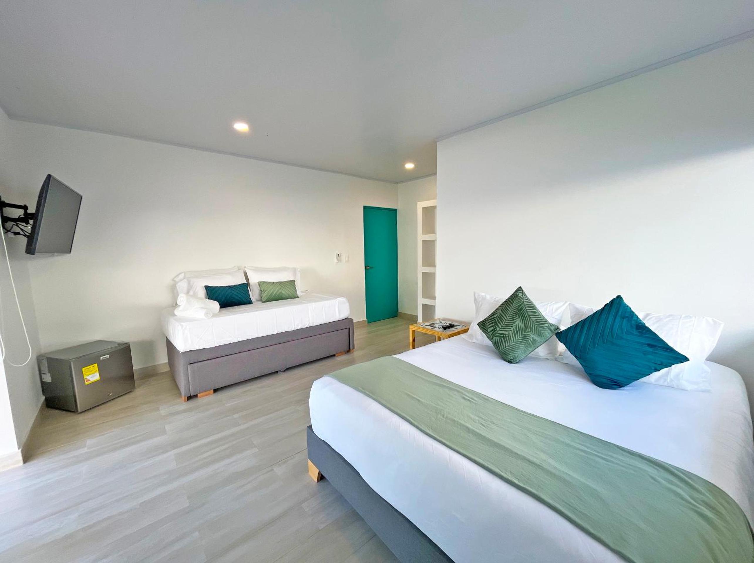 Deluxe Quadruple Room photo 3