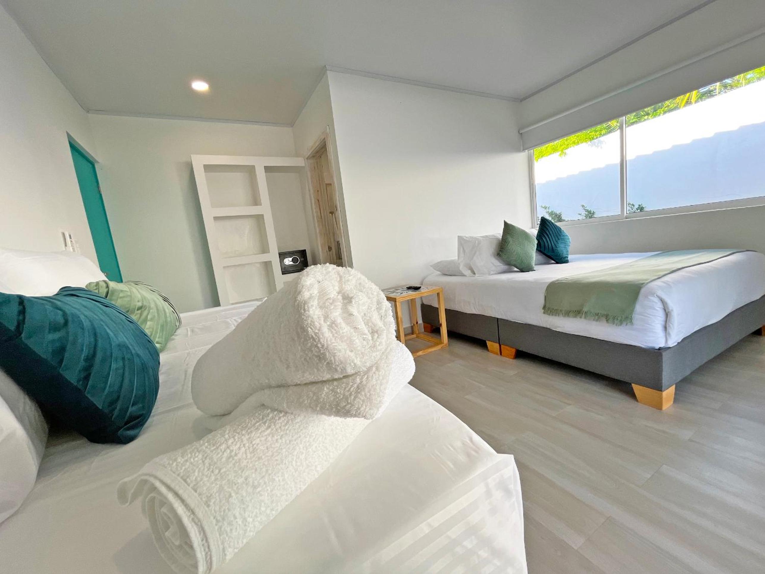 Deluxe Quadruple Room photo 2