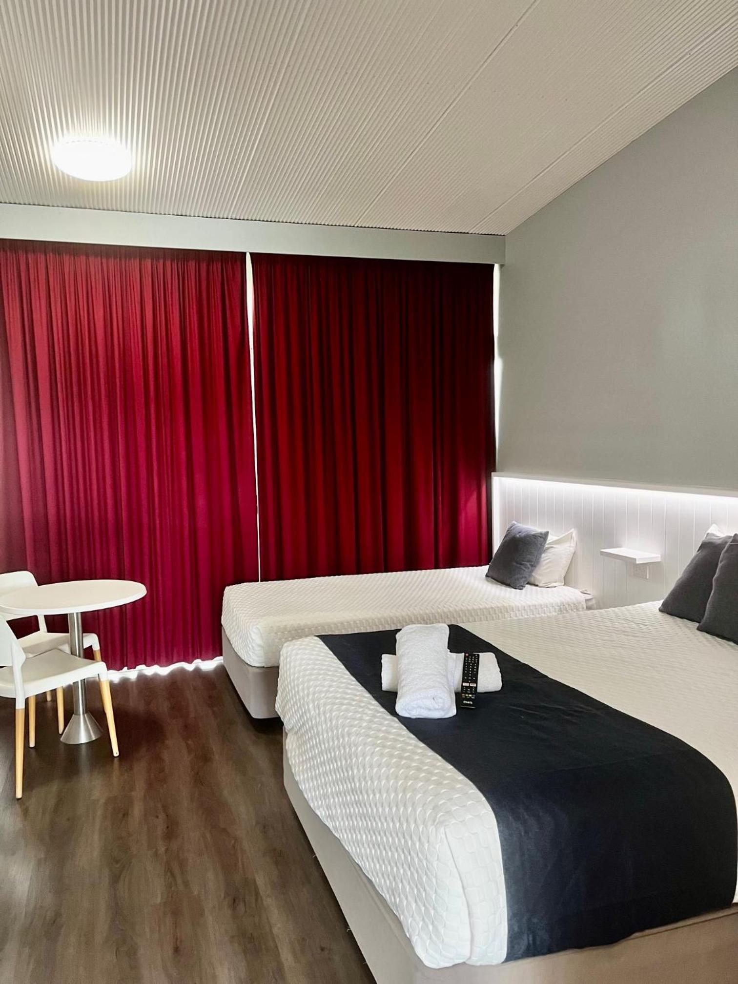 Double or Twin Room photo 1