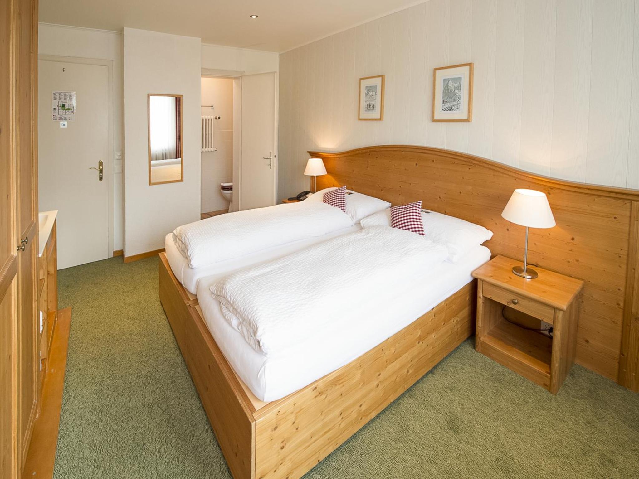 Standard Double Room - Photo 5
