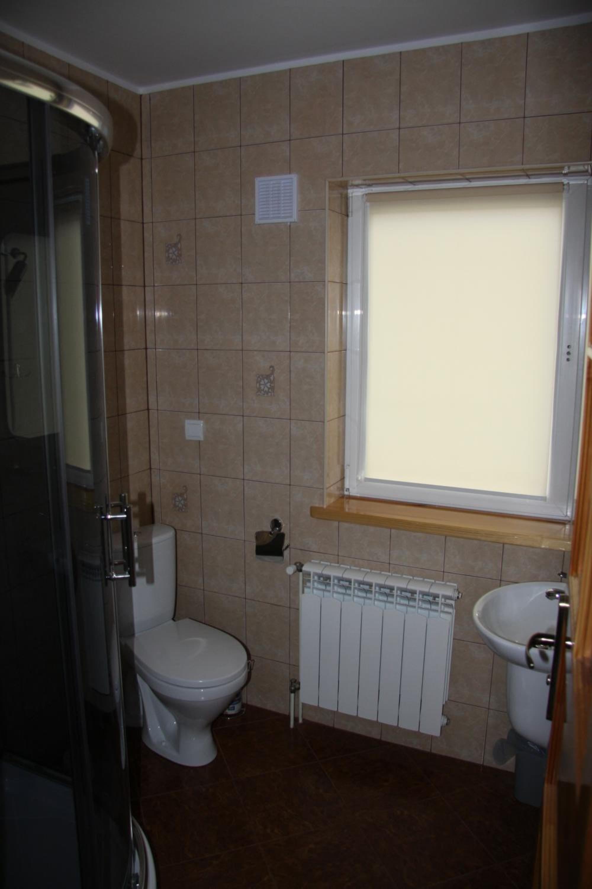 Twin Room - Photo 7