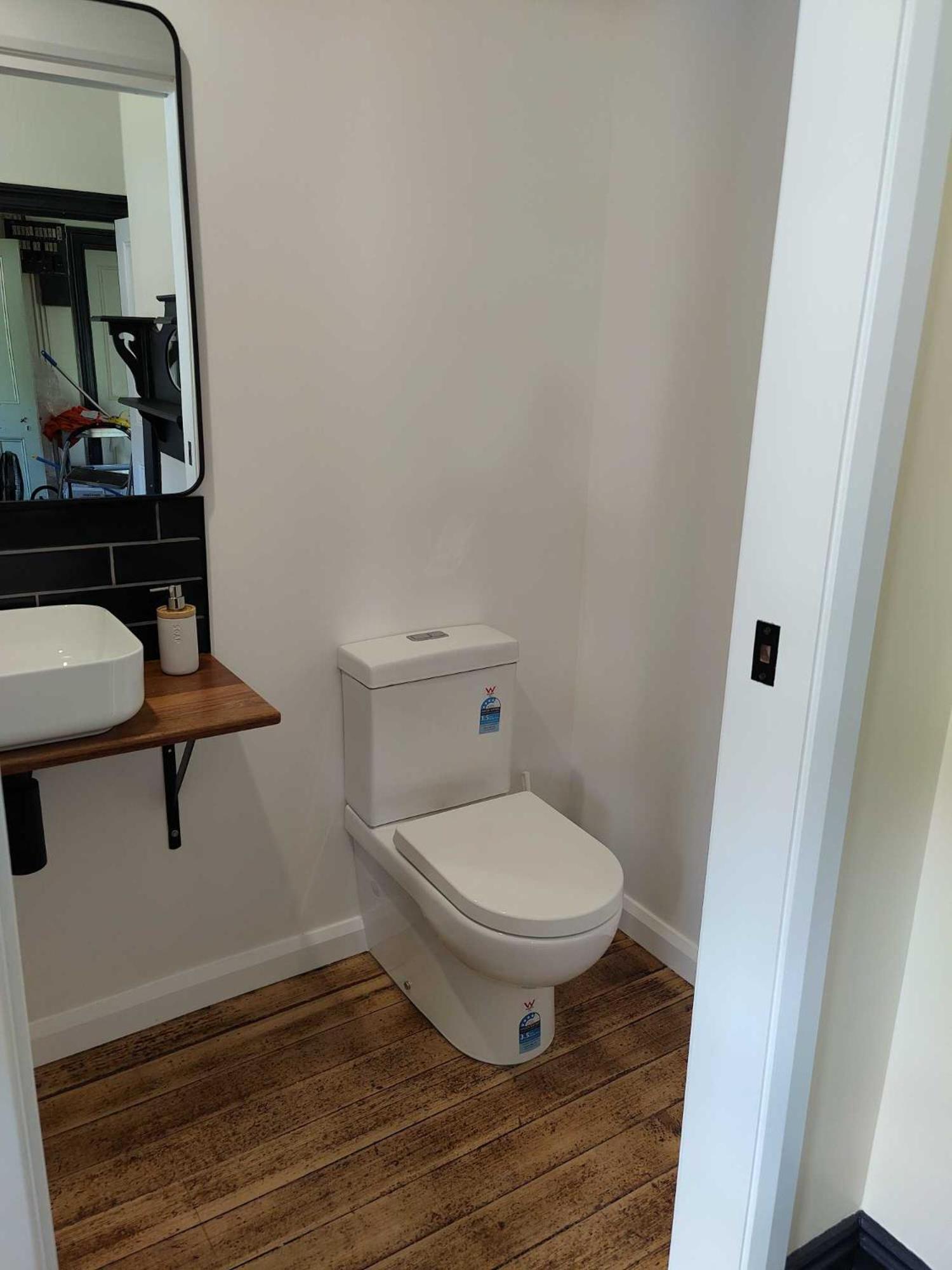Double Room with Private Bathroom - Photo 3