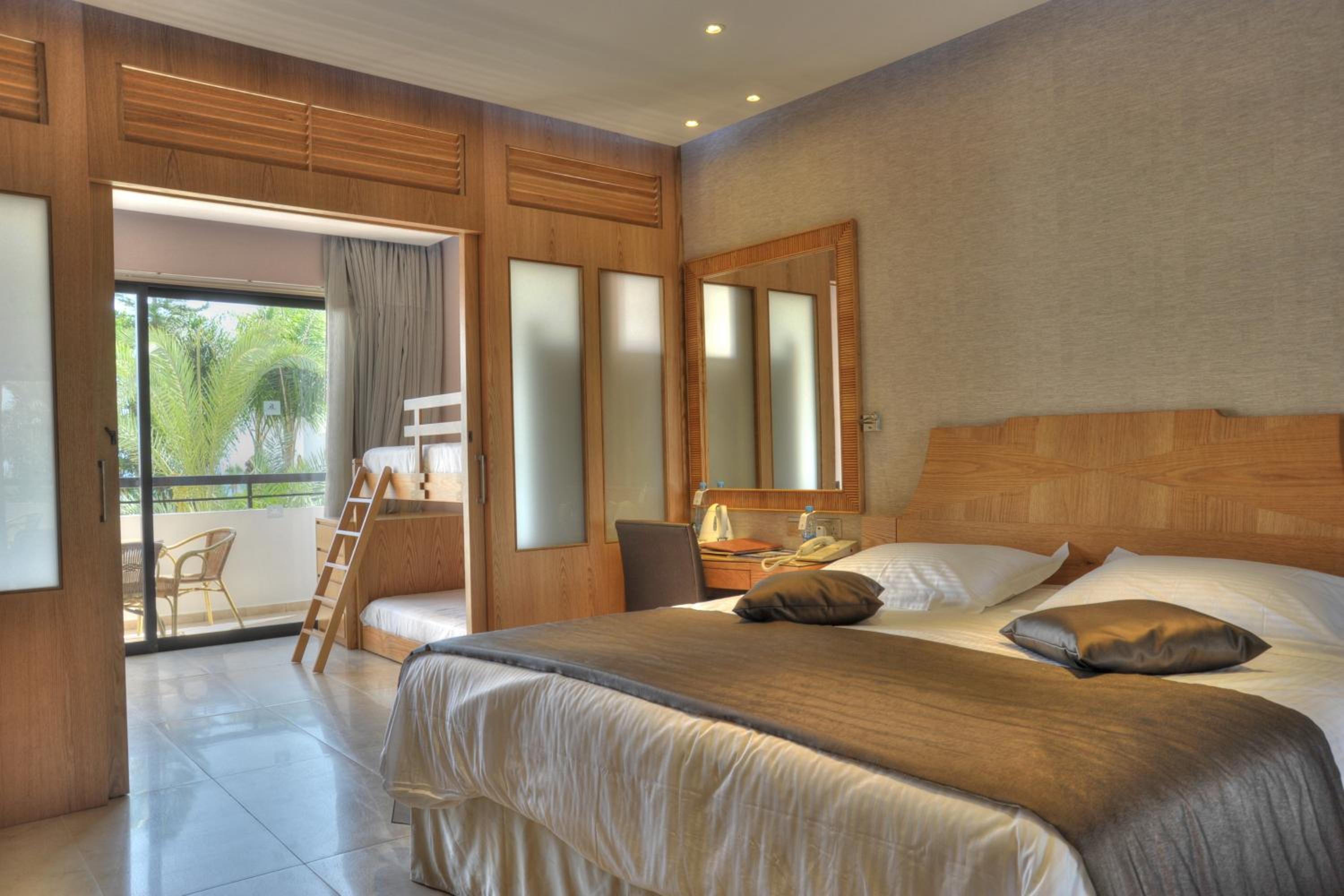 Junior Suite - Photo 1