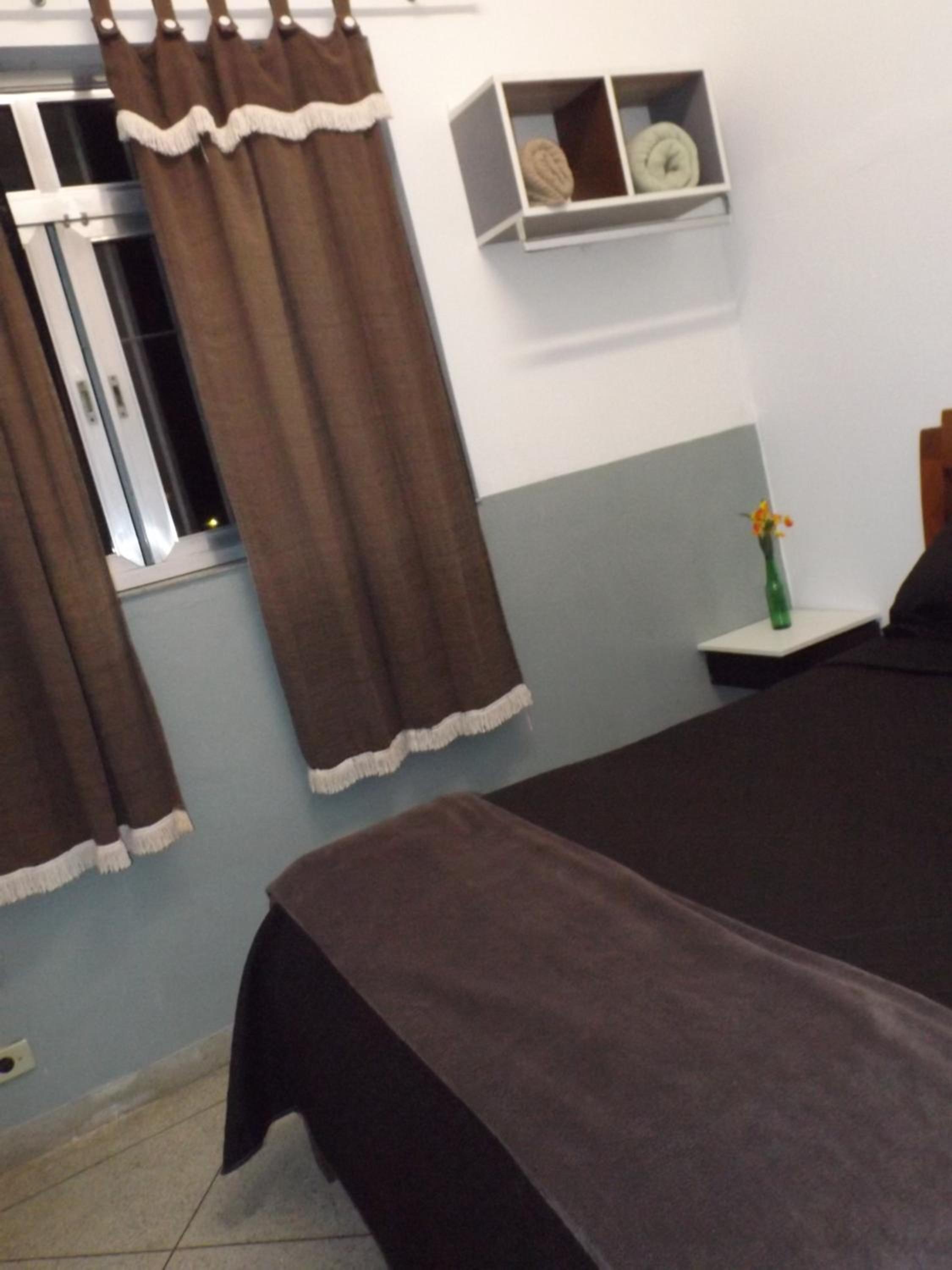 Double Room with Shared Bathroom photo 2