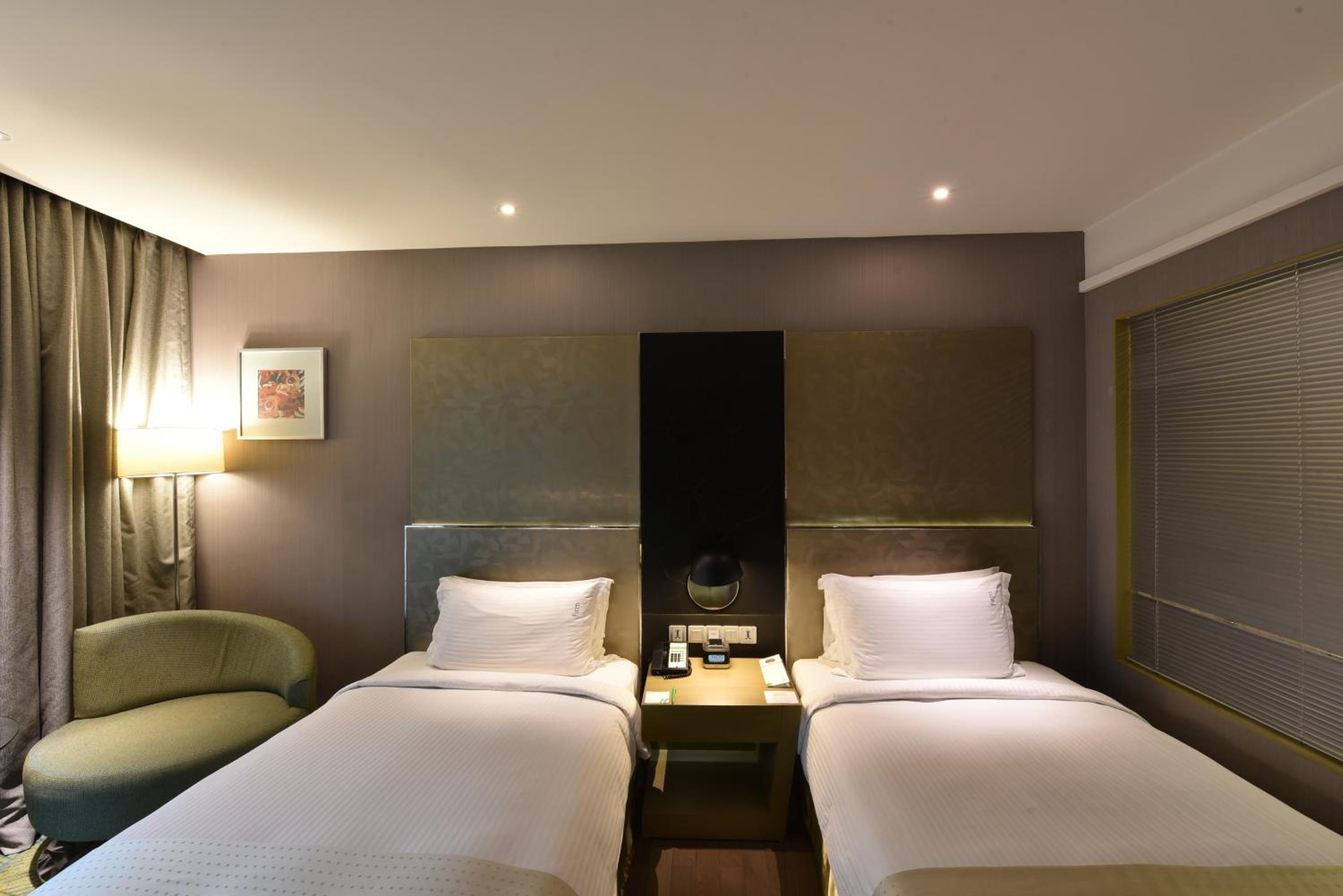 Standard Twin Room - Non-Smoking
