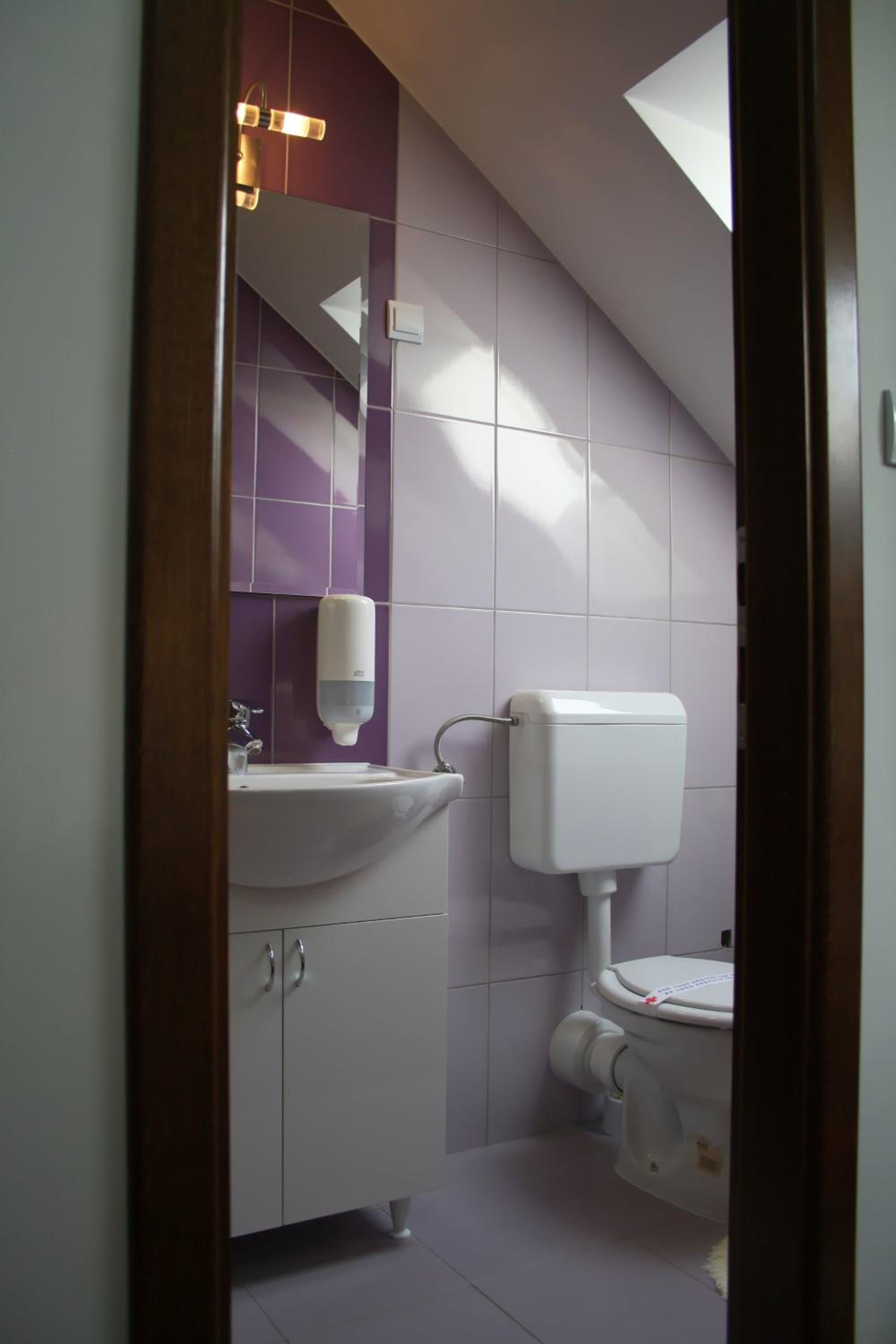 Standard Triple Room - Photo 5
