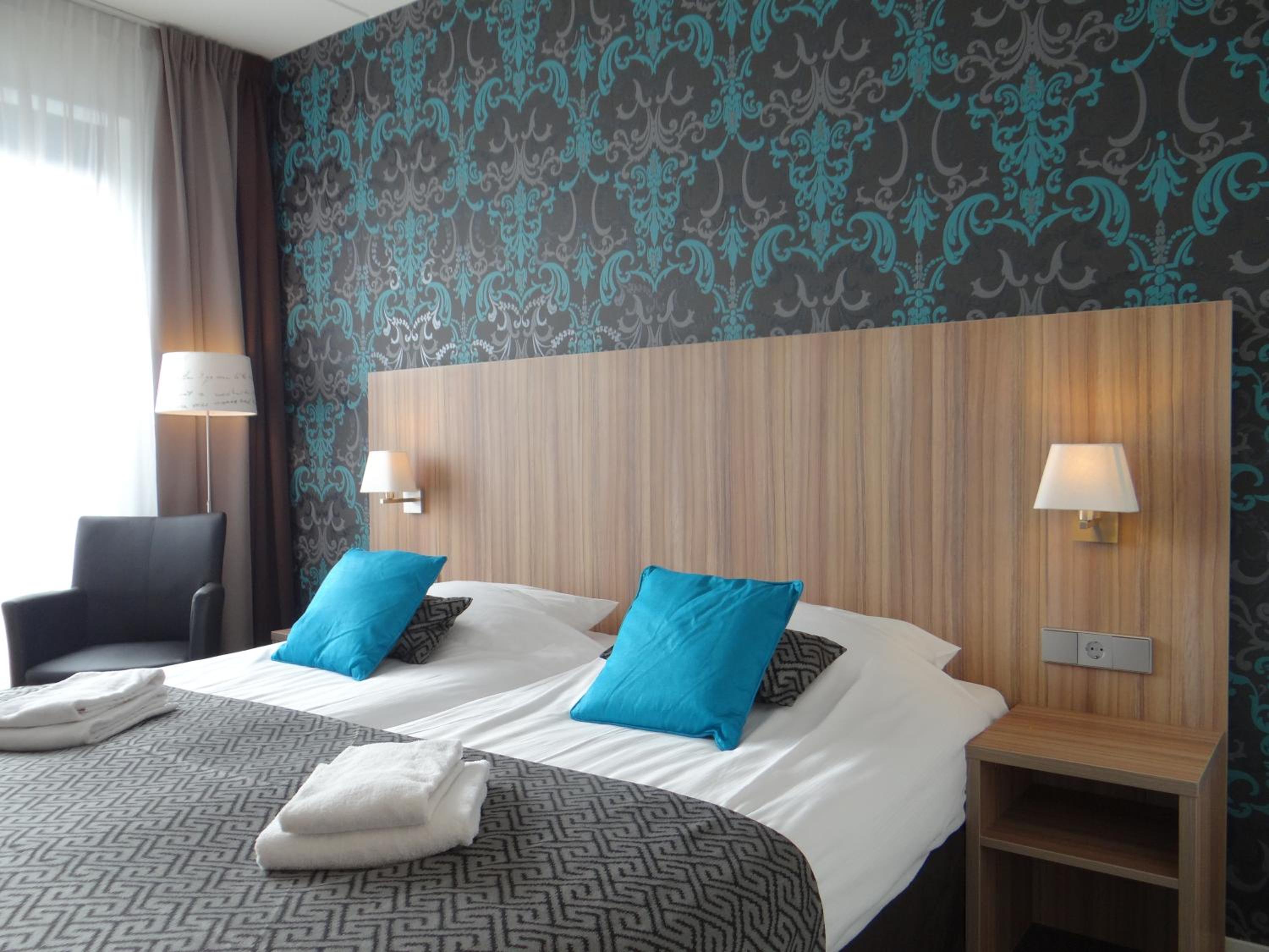 Standard Double or Twin Room - Photo 7