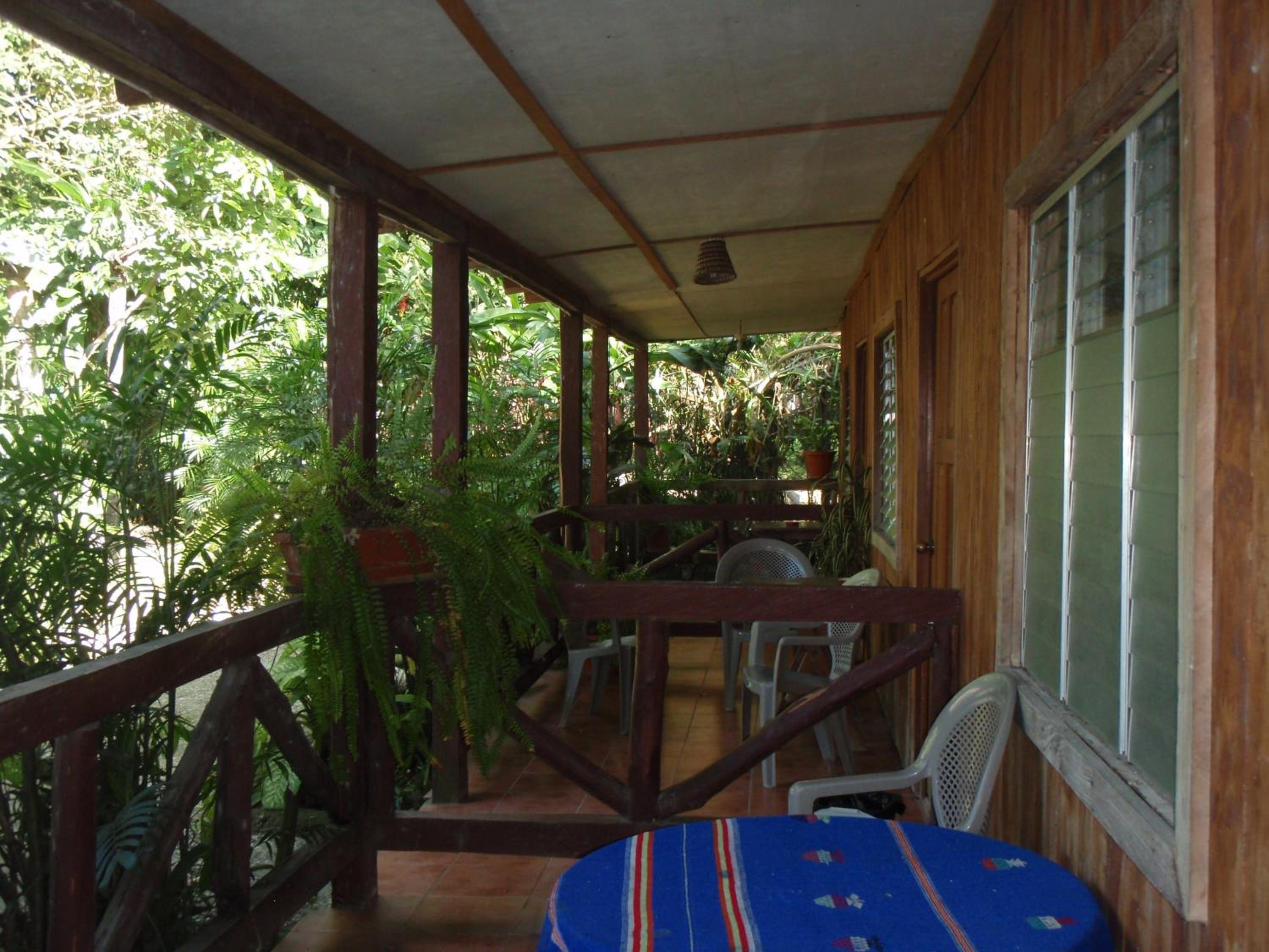 Triple Room with Private Bathroom photo 2